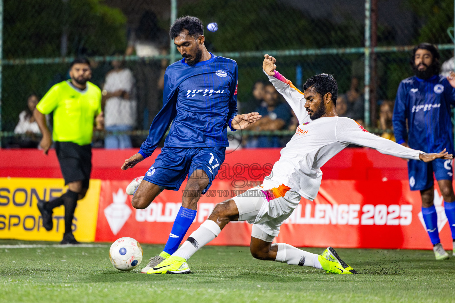 GA Maamendhoo VS GA Villingili in Day 8 of Golden Futsal Challenge 2025 was held on Sunday, 12th January 2025, in Hulhumale', Maldives Photos: Nausham Waheed , Ismail Thoriq / images.mv