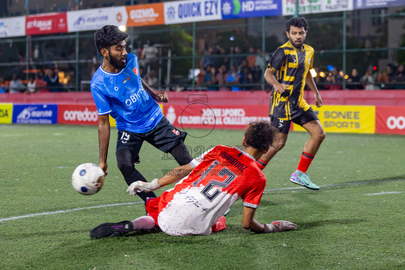 M. Naalaafushi vs Dh. Kudahuvadhoo on Day 36 of Golden Futsal Challenge 2024 was held on Wednesday, 21st February 2024, in Hulhumale', Maldives 
Photos: Hassan Simah/ images.mv