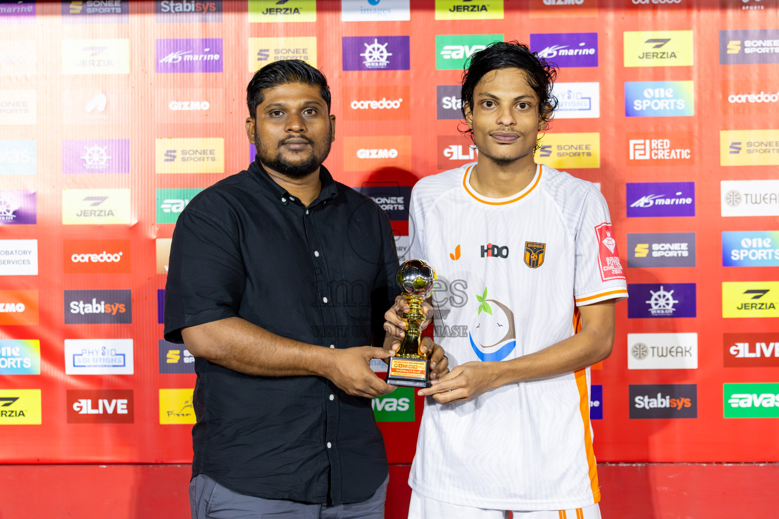 Th Hirilandhoo vs Th Buruni in Day 10 of Golden Futsal Challenge 2025 was held on Tuesday, 14th January 2025, in Hulhumale', Maldives Photos: Ismail Thoriq / images.mv
