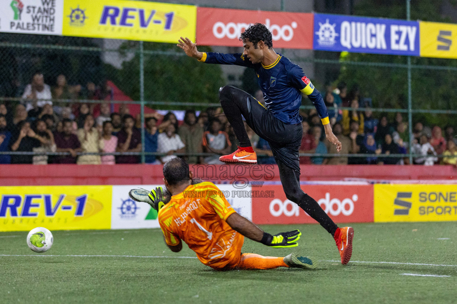 N Holhudhoo vs N Velidhoo in Day 7 of Golden Futsal Challenge 2024 was held on Saturday, 20th January 2024, in Hulhumale', Maldives Photos: Nausham Waheed / images.mv