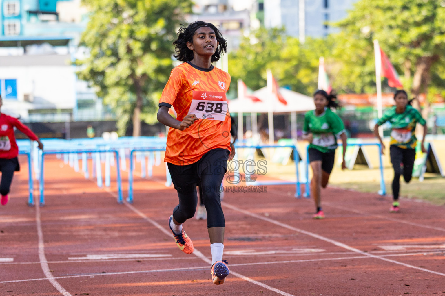 Day 4 of Inter-school Athletics Championship 2025 held in Ekuveni Synthetic Track, Male', Maldives on Thursday, 09th October 2025. Photos by: Raaif Yoosuf / Images.mv