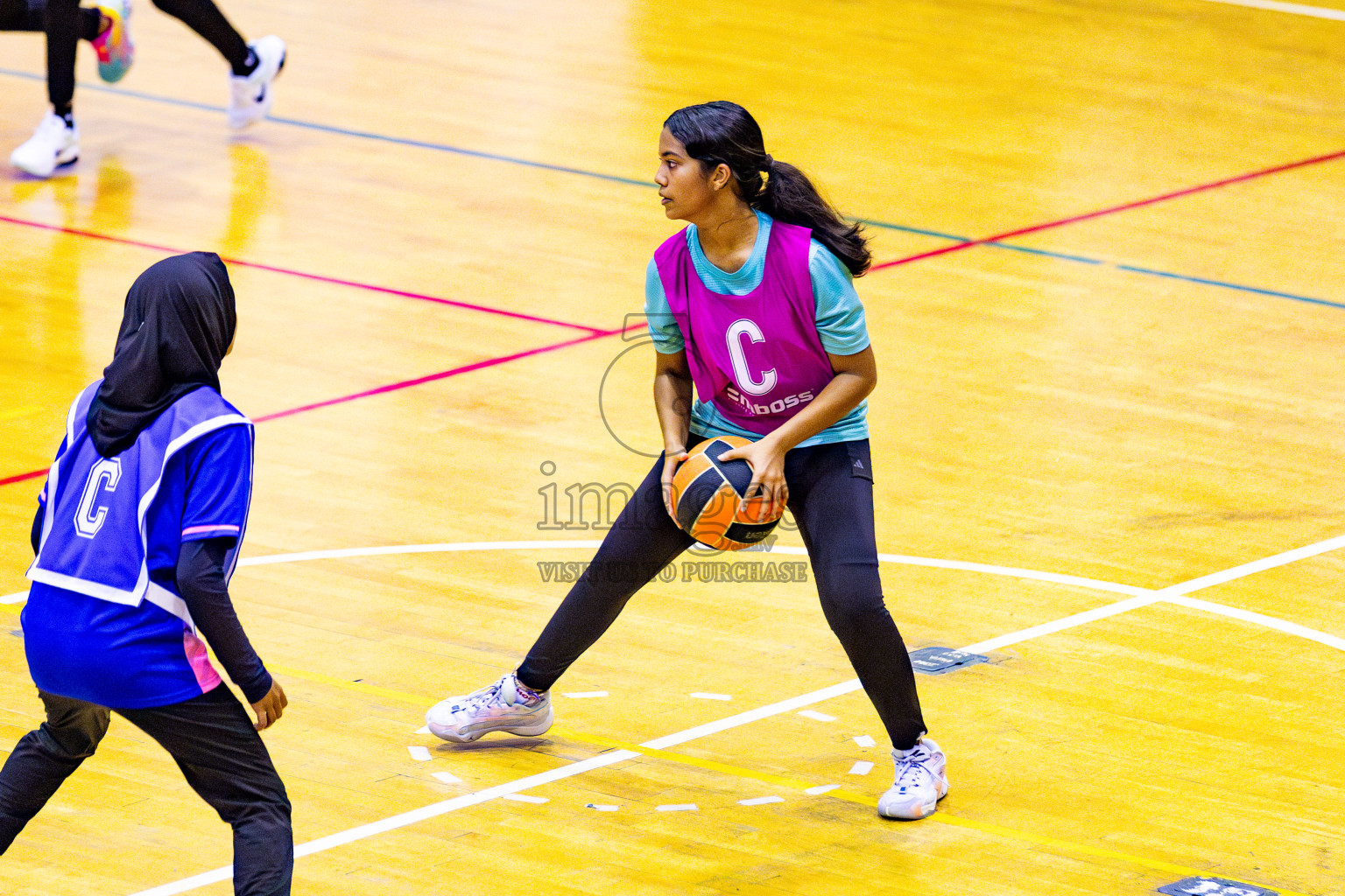 Kulhudhuffushi Youth & Recreation Club vs Club Green StreetDay 2 of 21st National Netball Tournament was held in Social Canter at Male', Maldives on Friday, 18th May 2024. Photos: Nausham Waheed / images.mv