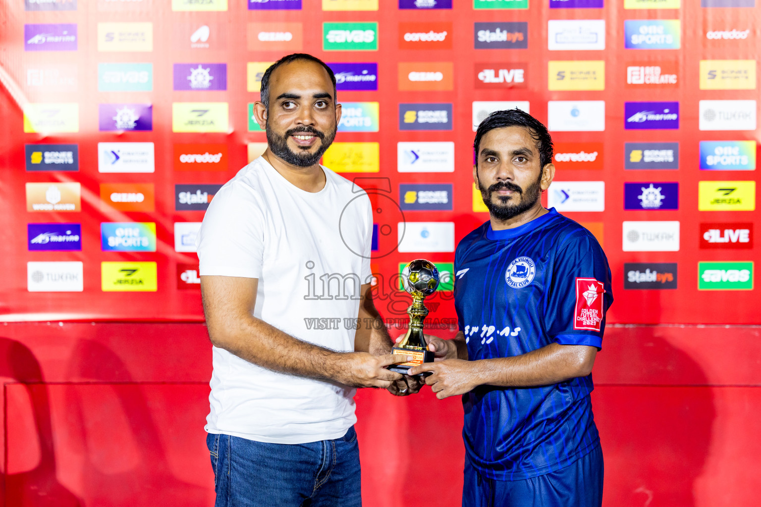 GA Maamendhoo VS GA Villingili in Day 8 of Golden Futsal Challenge 2025 was held on Sunday, 12th January 2025, in Hulhumale', Maldives Photos: Nausham Waheed , Ismail Thoriq / images.mv