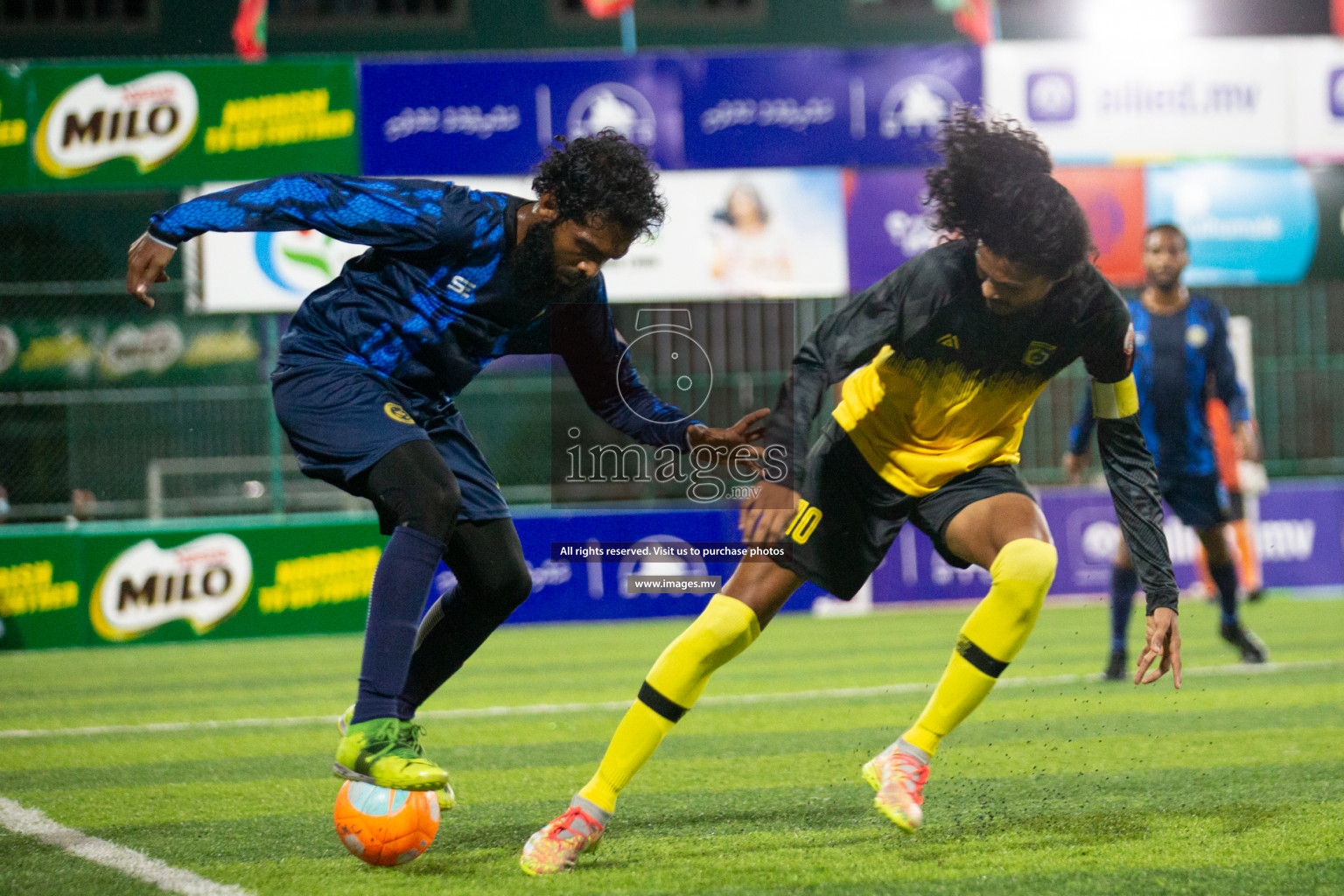 Team MPL vs Team RRC in the Quarter Finals of Club Maldives 2021 held at Hulhumale'; on 13th December 2021 Photos: Nasam/ images.mv