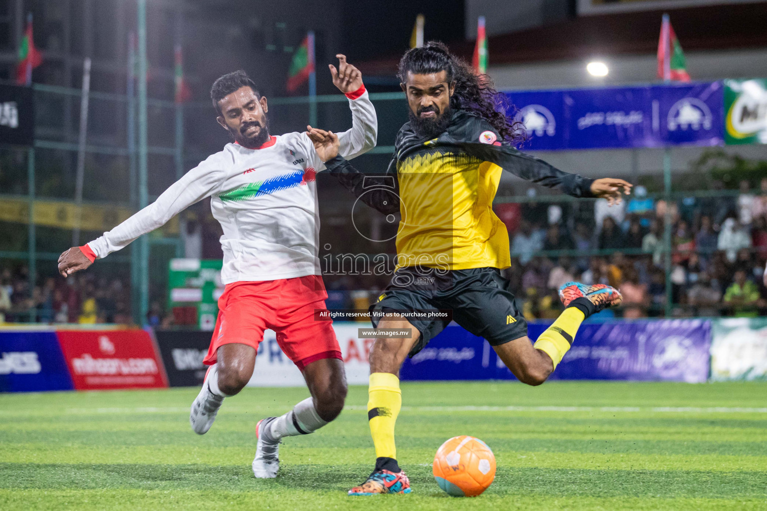 Team FSM Vs Prisons Club in the Semi Finals of Club Maldives 2021 held in Hulhumale, Maldives on 15 December 2021. Photos: Shuu Abdul Sattar / images.mv