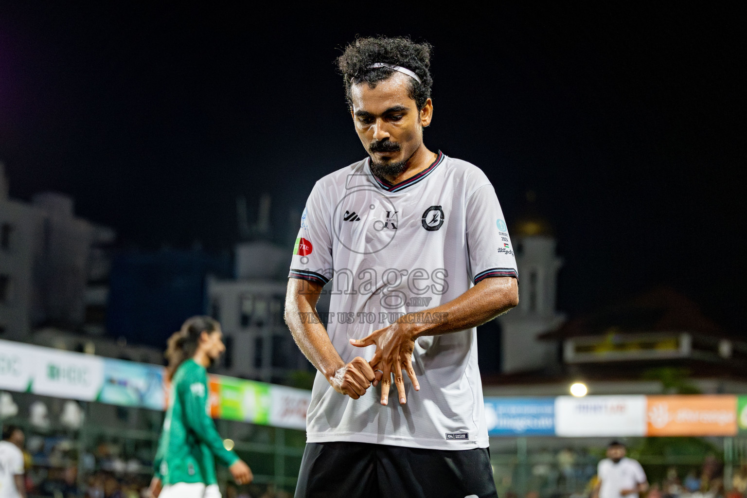 TEAM BADHAHI vs KULHIVARU VUZARA CLUB in the Semi-finals of Club Maldives Classic 2024 held in Rehendi Futsal Ground, Hulhumale', Maldives on Tuesday, 19th September 2024. 
Photos: Ismail Thoriq / images.mv