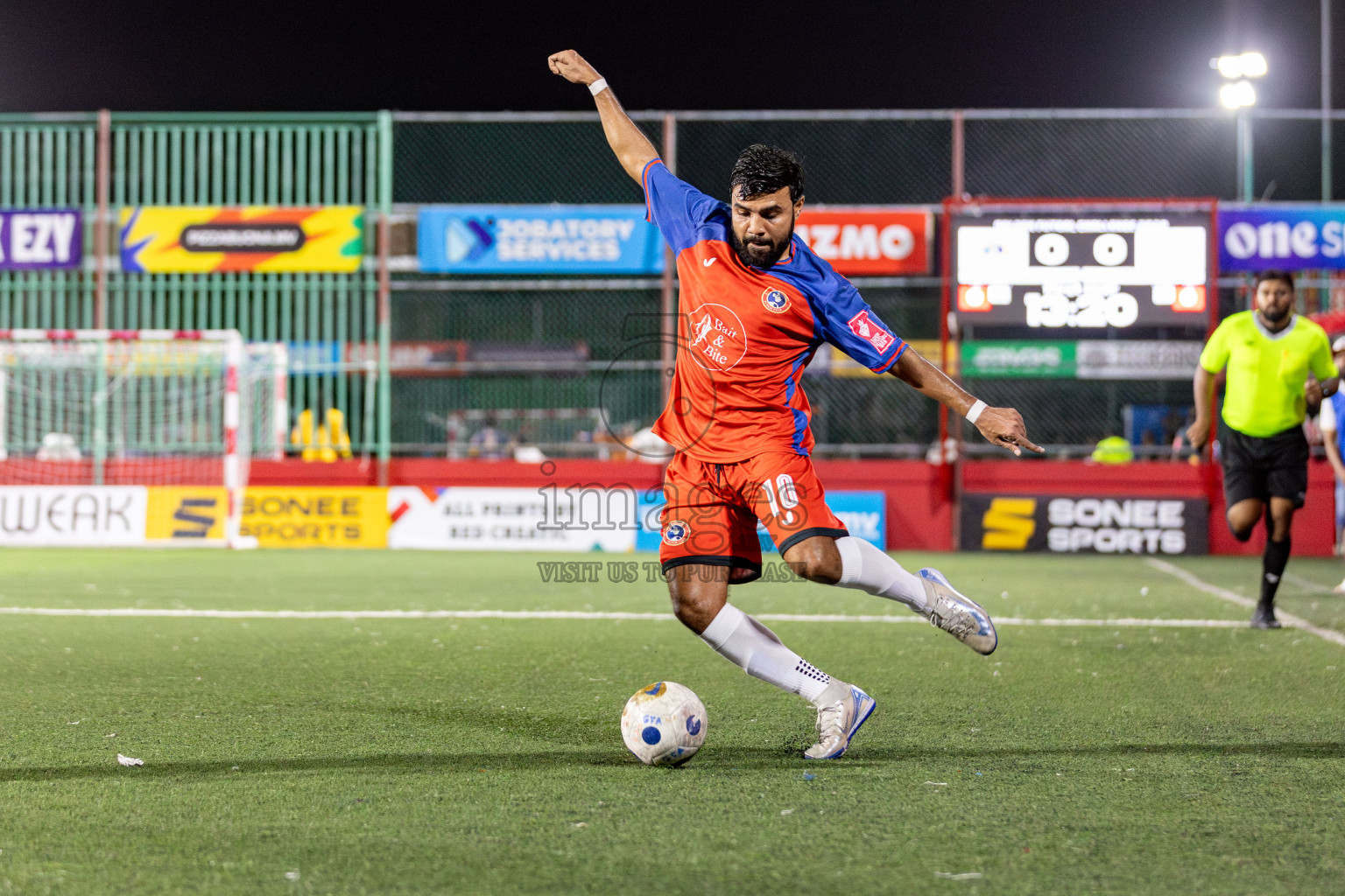 S Maradhoo vs S Meedhoo in Day 12 of Golden Futsal Challenge 2025 was held on Thursday, 16th January 2025, in Hulhumale', Maldives.
Photos: Hassan Simah / images.mv