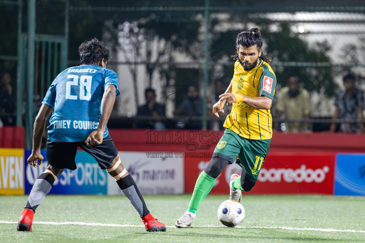 HDh Finey vs HDh Nolhivaranfaru in Day 5 of Golden Futsal Challenge 2025 on Thursday, 9th January 2025, in Hulhumale', Maldives
Photos: Ismail Thoriq / images.mv