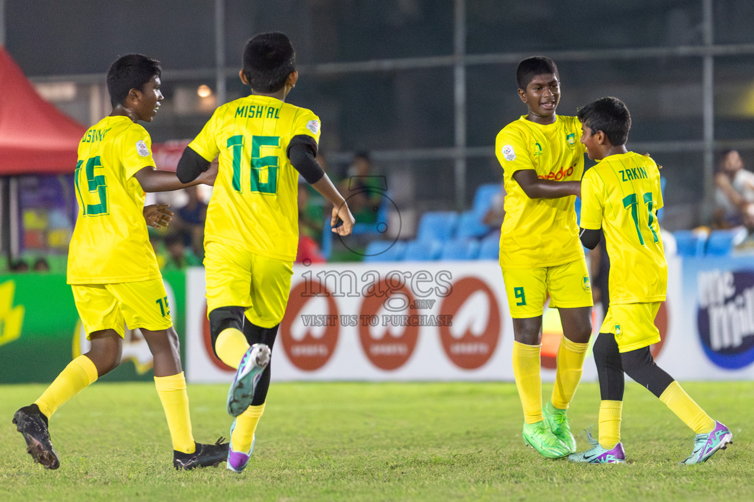 Maziya vs Hurriya (U12) in Day 4 of Dhivehi Youth League 2024 held at Henveiru Stadium on Thursday, 28th November 2024. Photos: Shuu Abdul Sattar/ Images.mv