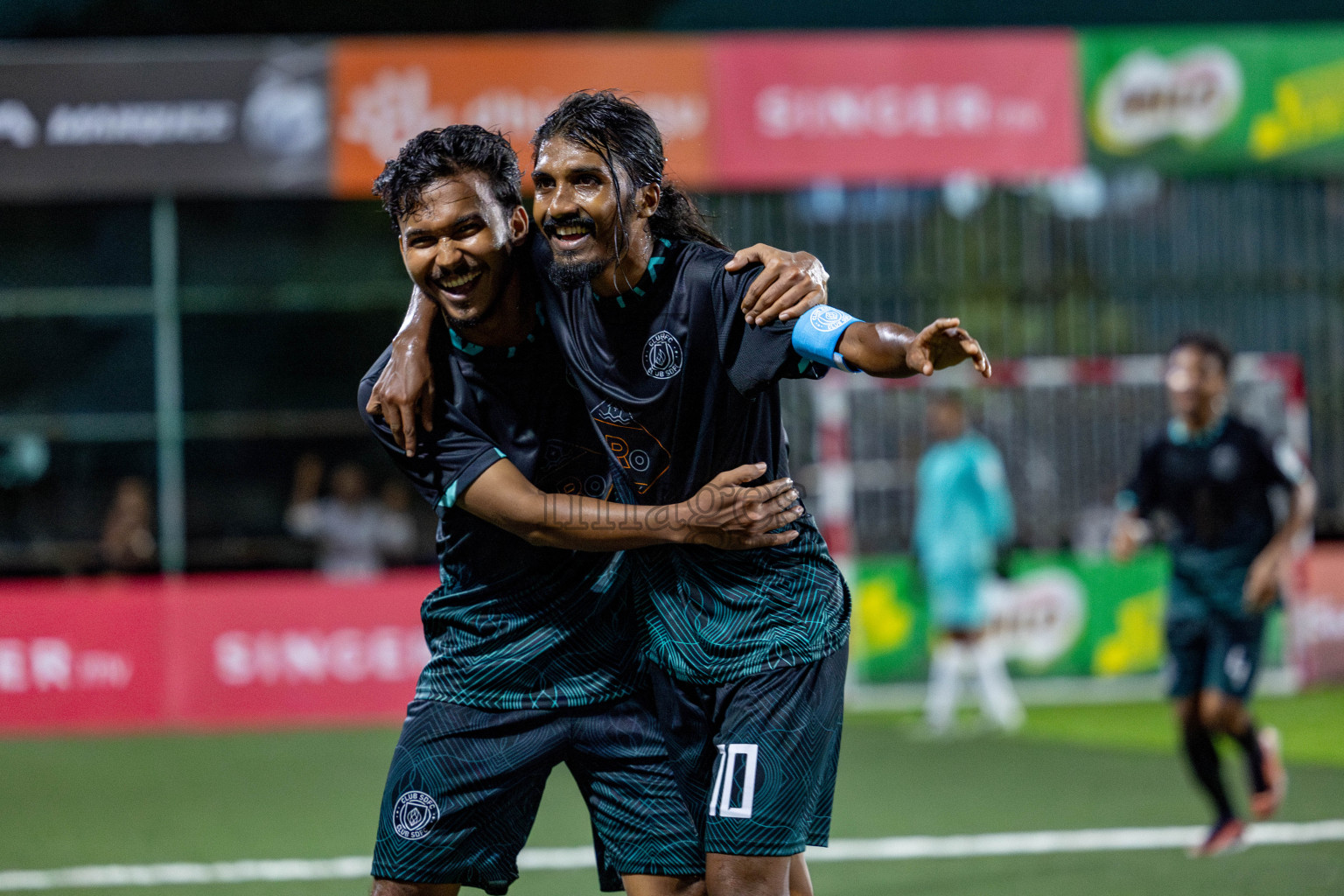 KHAARIJEE VS SDFC in Club Maldives Classic 2024 held in Rehendi Futsal Ground, Hulhumale', Maldives on Friday, 6th September 2024. 
Photos: Hassan Simah / images.mv