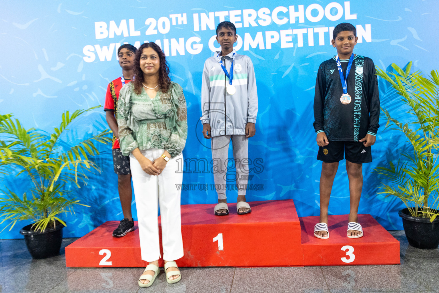 Day 4 of 20th Inter-school Swimming Competition 2024 held in Hulhumale', Maldives on Tuesday, 15th October 2024. Photos: Ismail Thoriq / images.mv