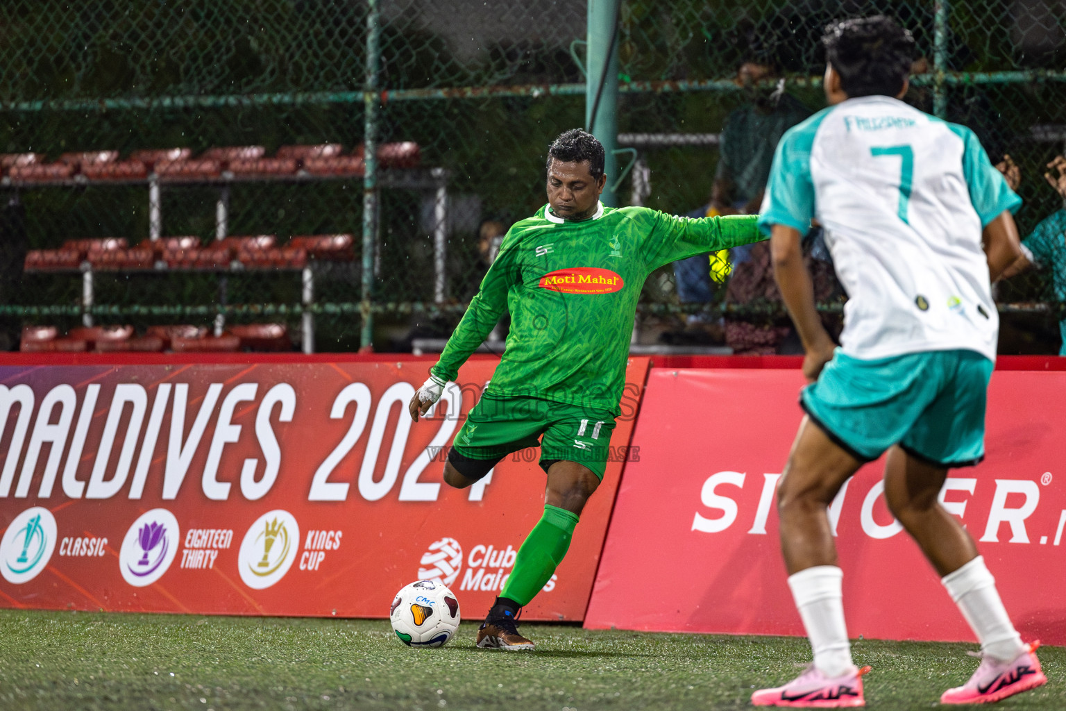 CLUB SDFC vs AGRI RC in Club Maldives Classic 2024 held in Rehendi Futsal Ground, Hulhumale', Maldives on Tuesday, 3rd September 2024. 
Photos: Mohamed Mahfooz Moosa / images.mv