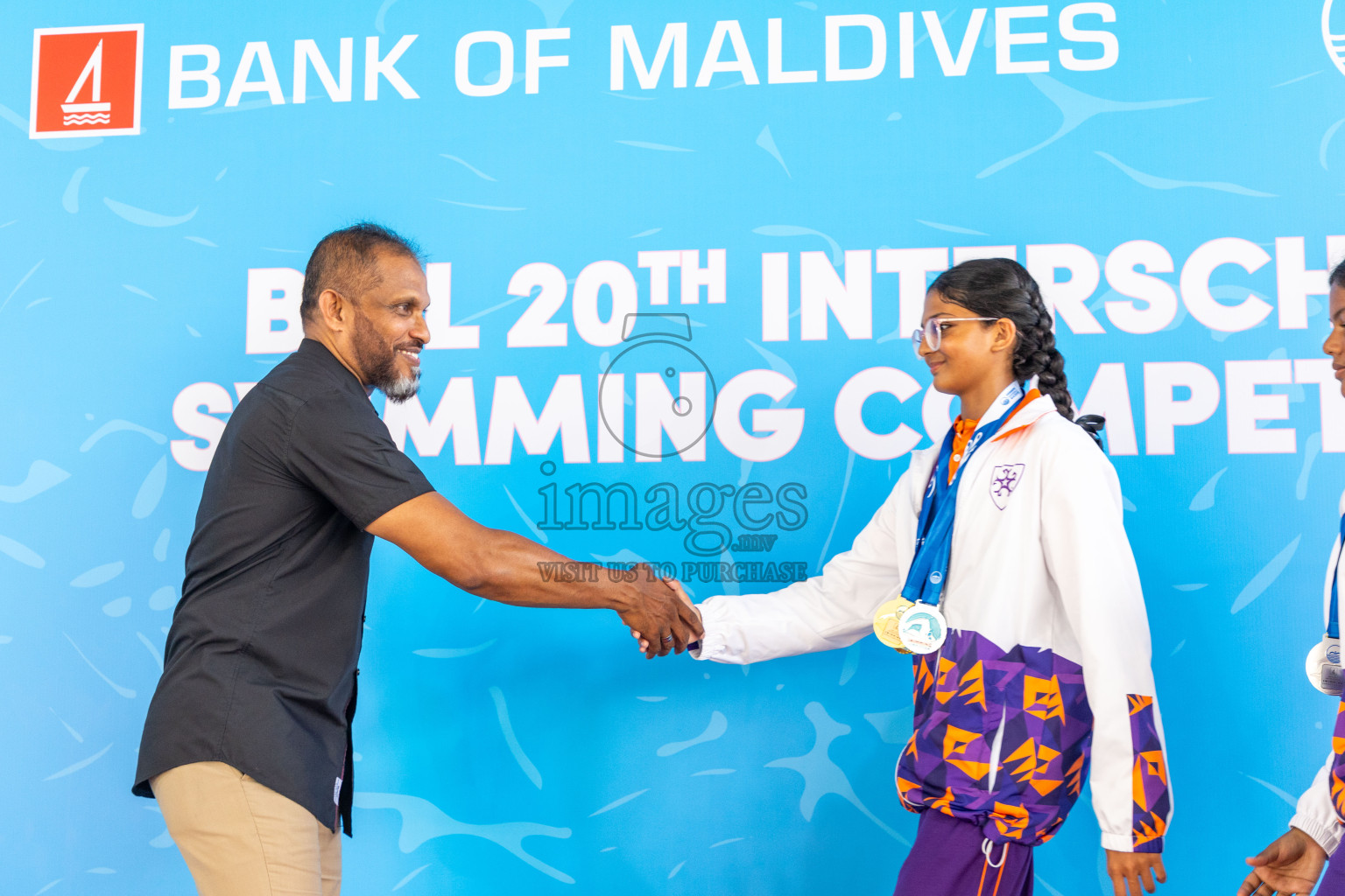 Closing ceremony of BML 20th Inter-School Swimming Competition was held in Hulhumale' Swimming Complex on Saturday, 19th October 2024. 
Photos: Ismail Thoriq