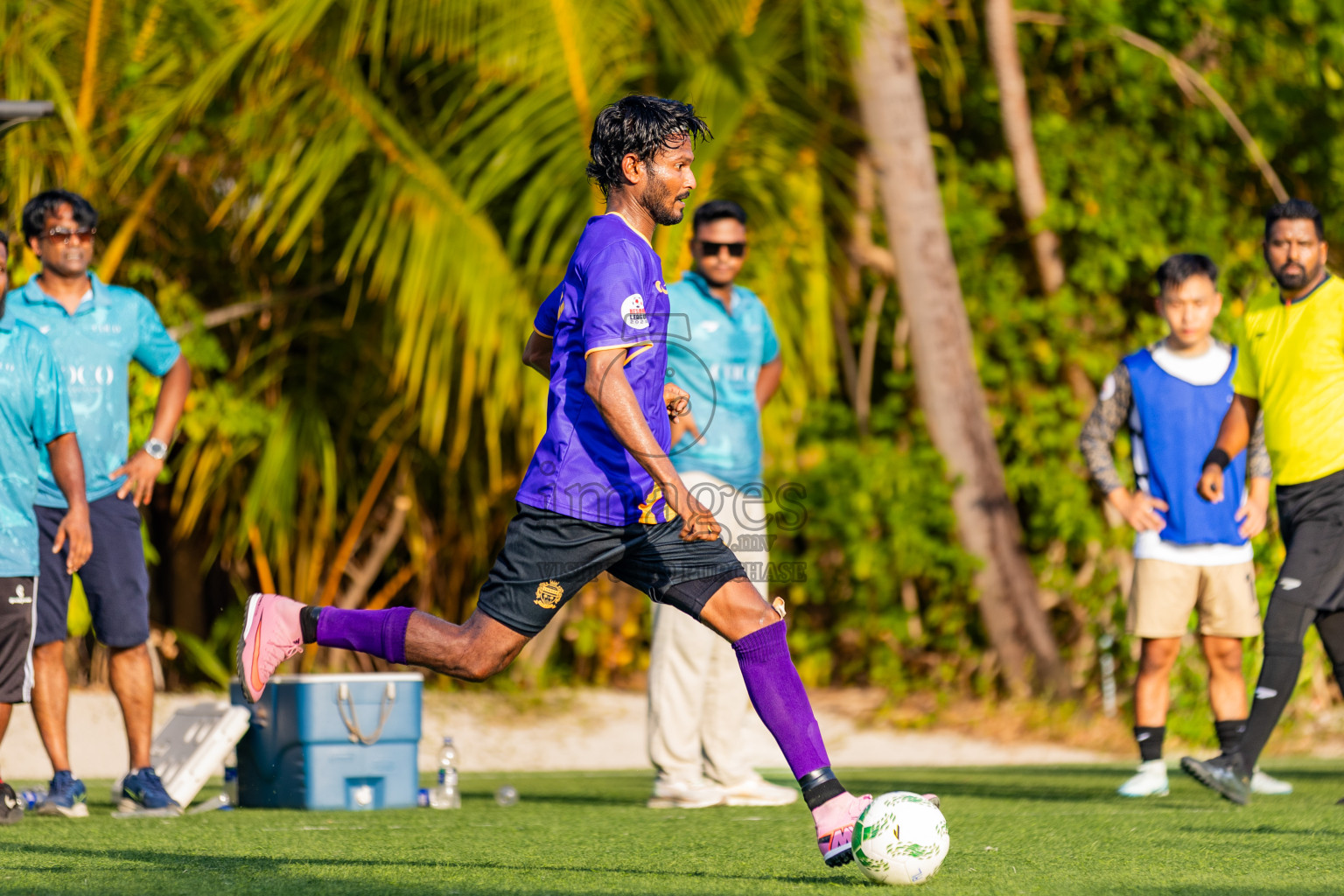 Centara Grand vs Coco Bodu Hithi in Resort League 2025 (North Male Zone) day 13 was held on Monday, 15th September 2025 in One And Only Reethi Rah Maldives Resort, Photos: Areef Adam / images.mv