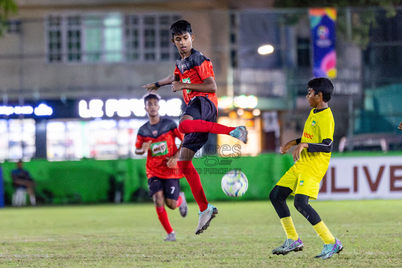 TC vs Maziya  in Day 11 of Dhivehi Youth League 2024 held at Henveiru Stadium on Tuesday, 17th December 2024. Photos: Shuu Abdul Sattar