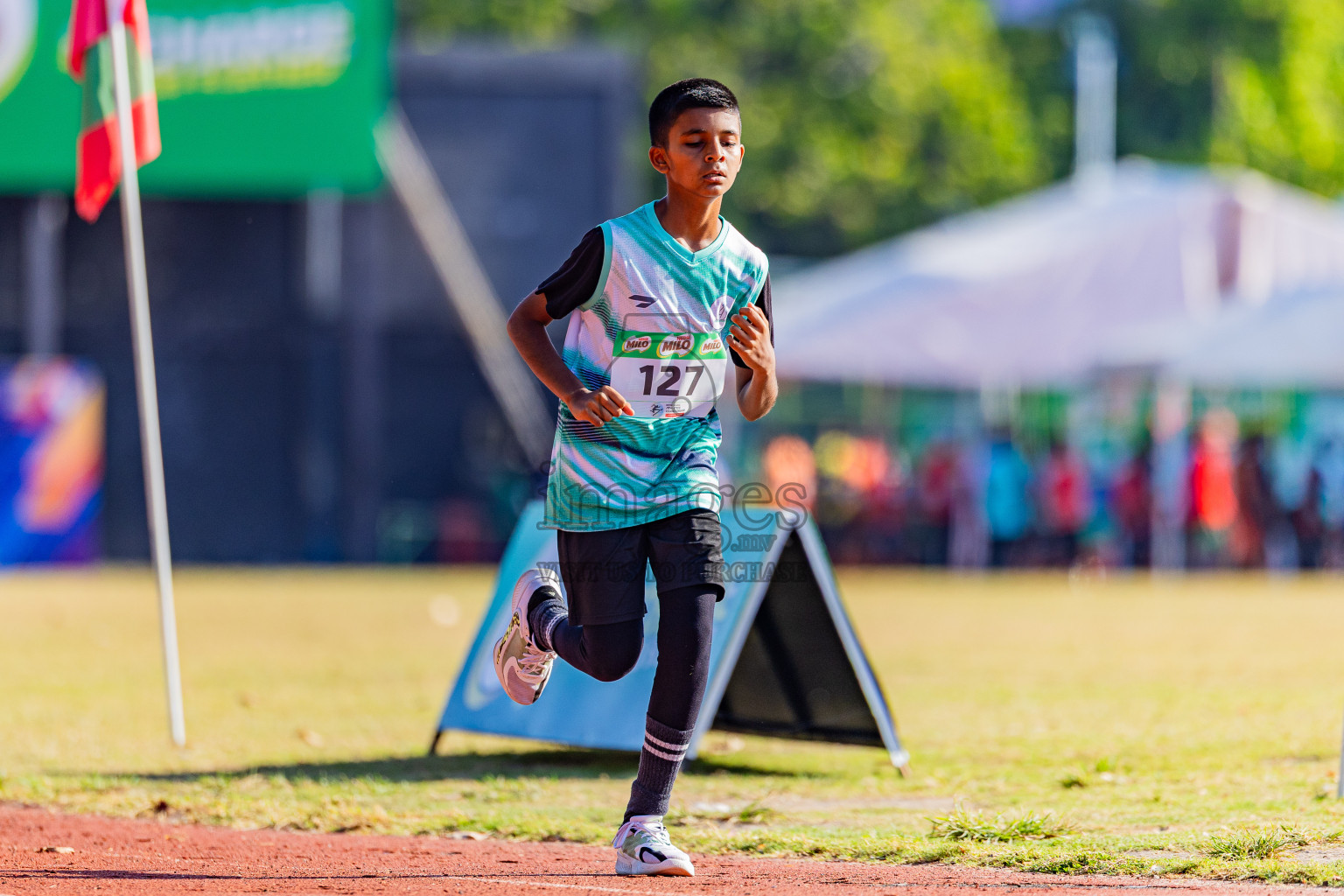 Day 1 of Inter-school Athletics Championship 2025 held in Ekuveni Synthetic Track, Male', Maldives on Monday, 06th October 2025. Photos by: Areef Adam  / Images.mv