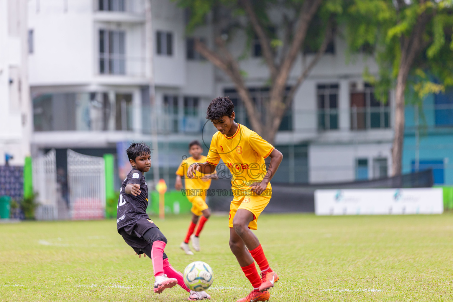 United Victory vs Victory Sports Club  (U12) in Day 5 of Dhivehi Youth League 2024 held at Henveiru Stadium on Friday 29th November 2024. Photos: Shuu Abdul Sattar/ Images.mv