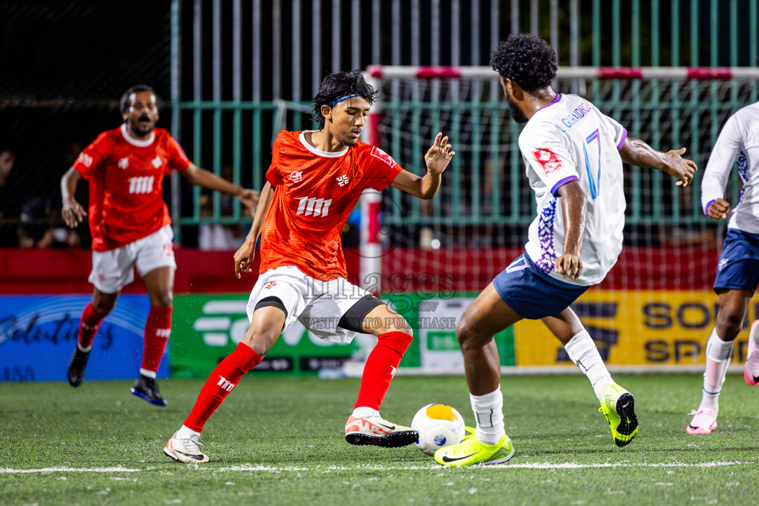 K Guraidhoo vs K Kaashidhoo in Day 10 of Golden Futsal Challenge 2025 was held on Tuesday, 14th January 2025, in Hulhumale', Maldives Photos: Nausham Waheed / images.mv