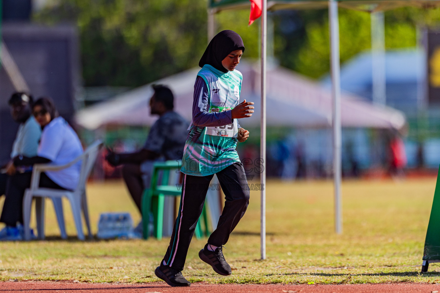 Day 1 of Inter-school Athletics Championship 2025 held in Ekuveni Synthetic Track, Male', Maldives on Monday, 06th October 2025. Photos by: Areef Adam  / Images.mv