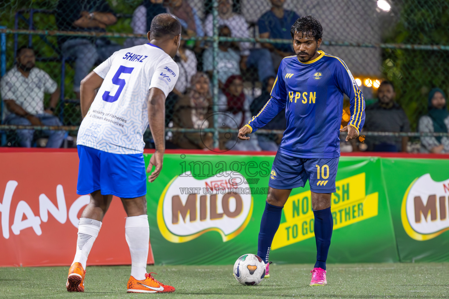 HPSN vs Fisheries RC in Club Maldives Classic 2024 held in Rehendi Futsal Ground, Hulhumale', Maldives on Tuesday, 10th September 2024.
Photos: Ismail Thoriq / images.mv