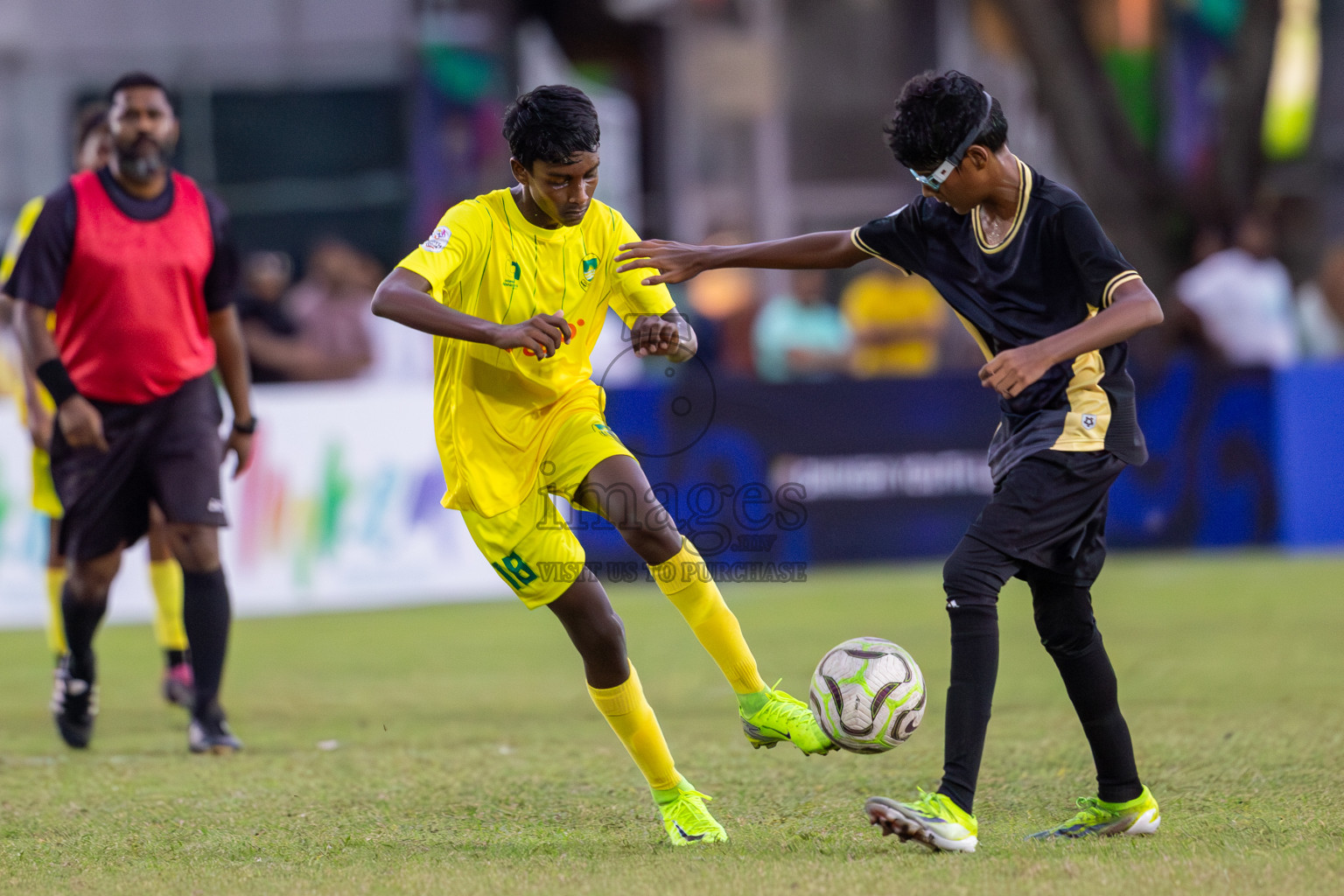 Eagles vs Maziya (U14) in Dhivehi Youth League 2024 - Day 2. Matches held at Henveiru Stadium on 22nd November 2024 , Friday. Photos: Shuu Abdul Sattar/ Images.mv