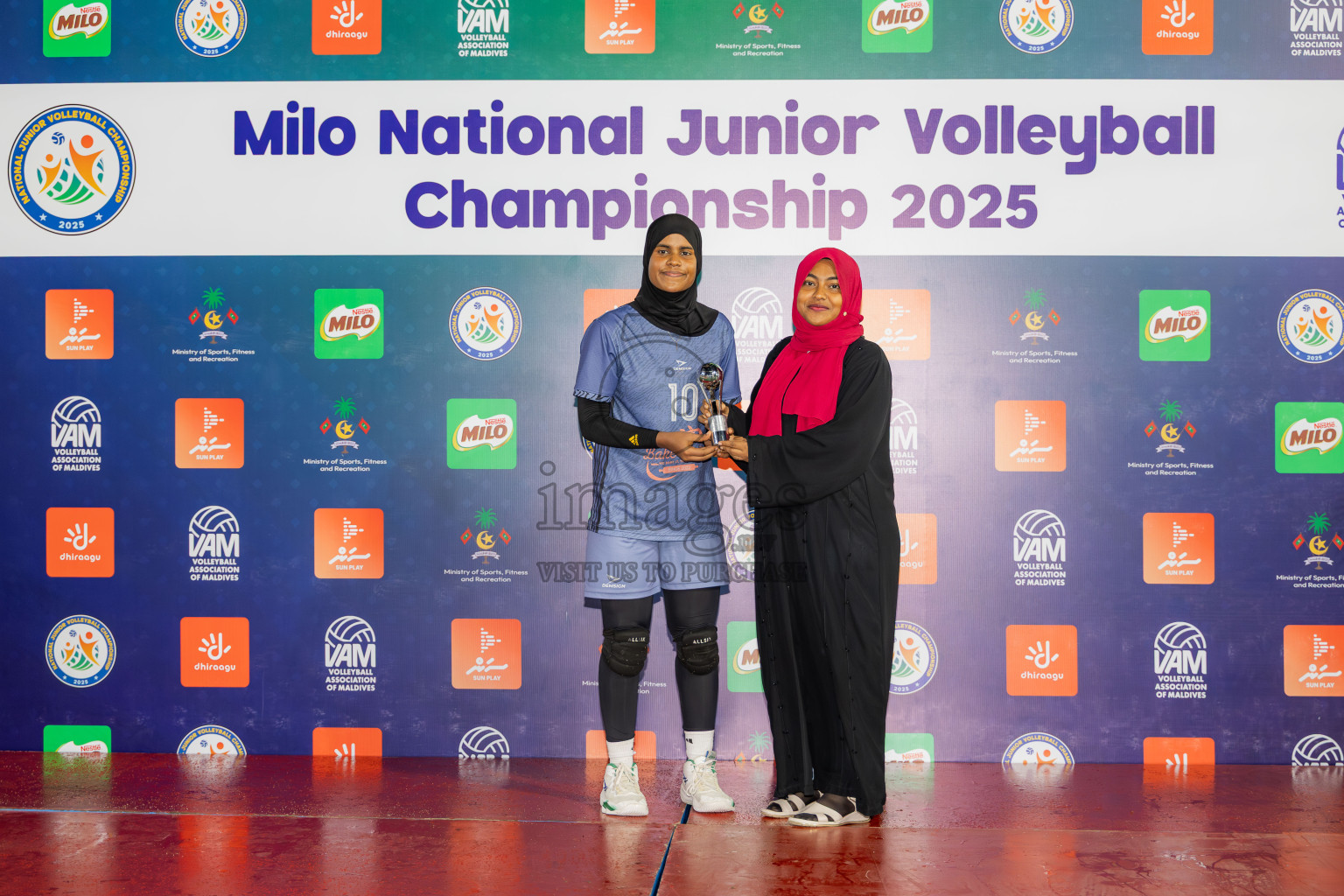 Villingili Z Jamiyya vs Club Volleyball in the Finals of Milo National Junior Volleyball Championship 2025 Woman's Division was held on Sunday, 30th November 2025 at Ekuveni Turf Court Male', Maldives. Photos: Areef Adam / images.mv