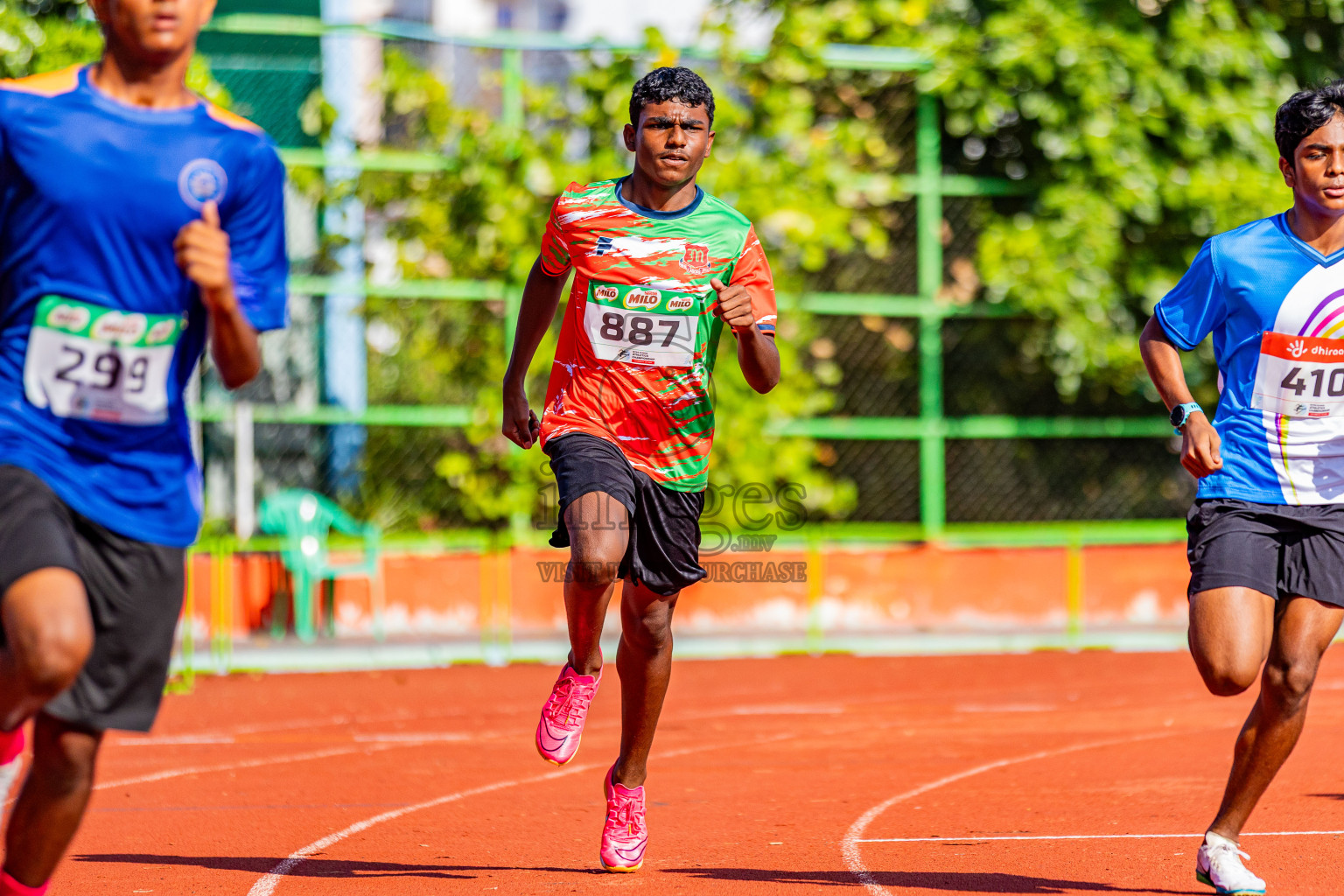 Day 3 of Inter-school Athletics Championship 2025 held in Ekuveni Synthetic Track, Male', Maldives on Wednesday, 08th October 2025. Photos by: Areef Adam / Images.mv