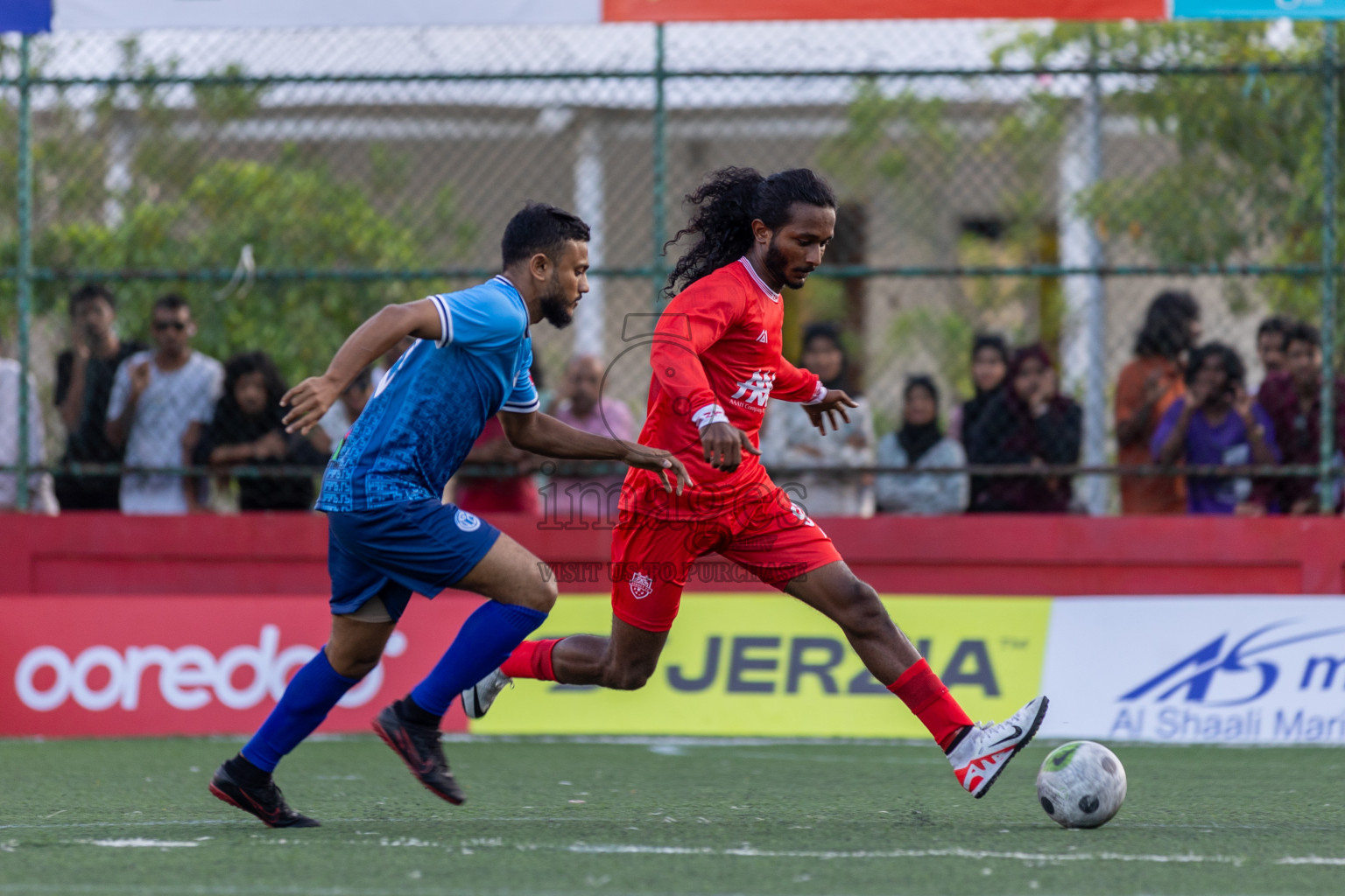 GA Kondey vs GA Gemanafushi in Day 5 of Golden Futsal Challenge 2024 was held on Friday, 19th January 2024, in Hulhumale', Maldives Photos: Mohamed Mahfooz Moosa / images.mv