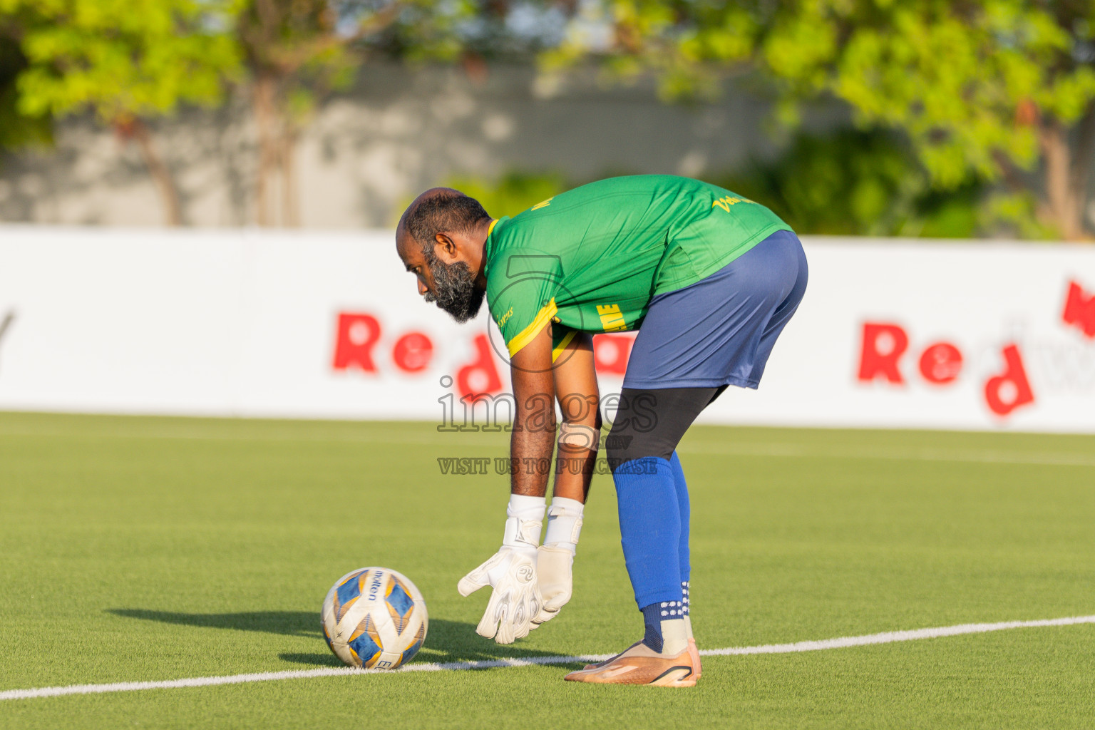 Velaa Sports Club vs Team Middle East in Day 3 of Eydhafushi Cup 2025 held in Eydhafushi Football Stadium at B. Eydhafushi, Maldives on Sunday, 7th September 2025. Photos: Arif Rasheed / images.mv