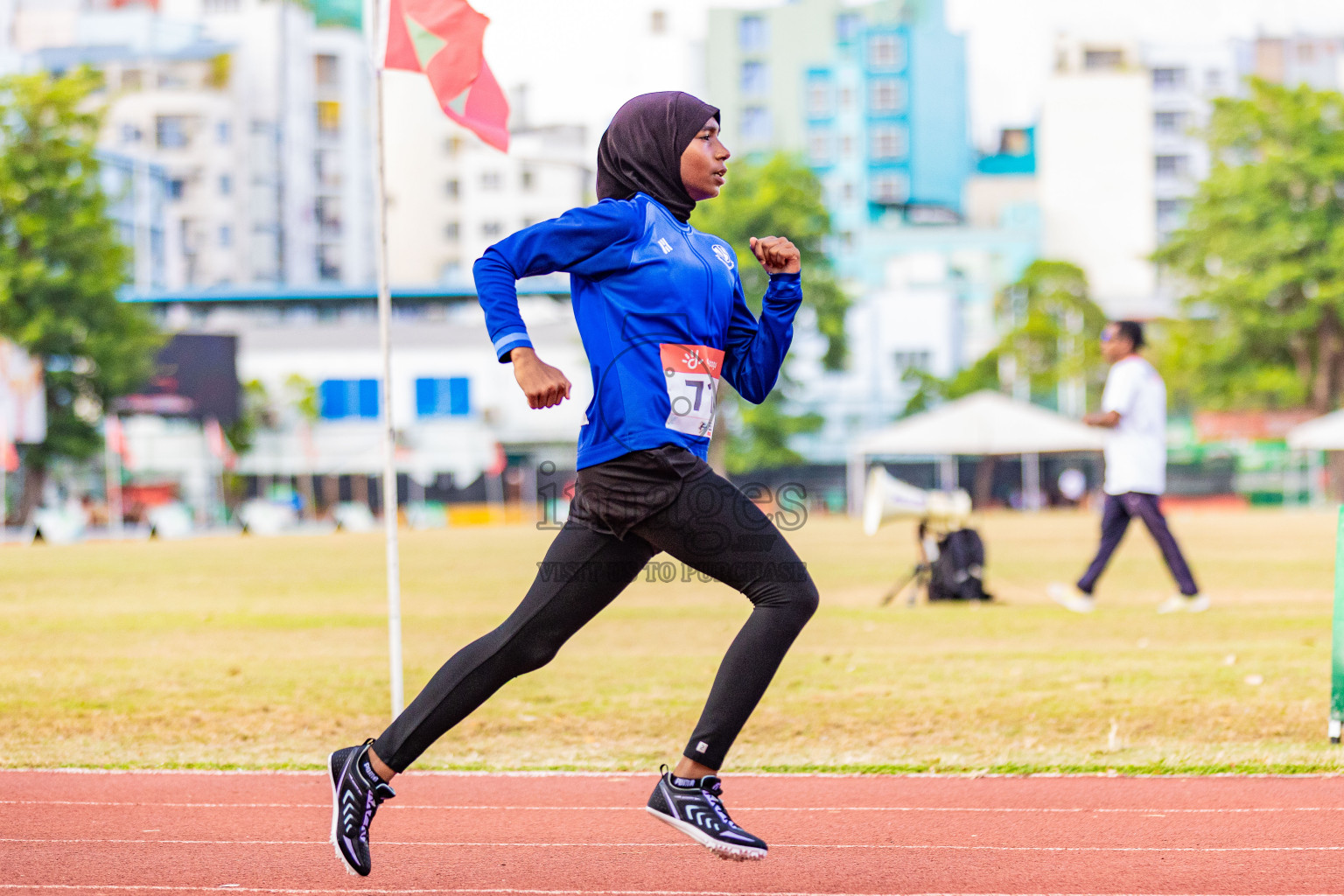 Day 3 of Inter-school Athletics Championship 2025 held in Ekuveni Synthetic Track, Male', Maldives on Wednesday, 08th October 2025. Photos by: Areef Adam  / Images.mv