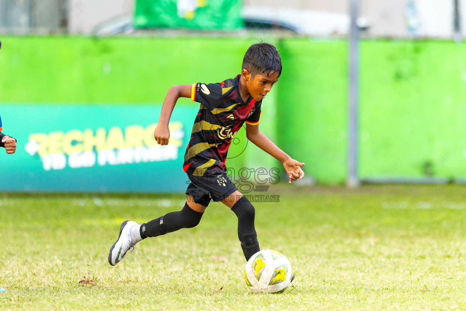 Day 2 of MILO SVAM Juniors 2025 (U-8) was held at Henveiru Stadium in Male', Maldives on Friday, 27th June 2025. Photos: Mohamed Mahfooz Moosa / images.mv