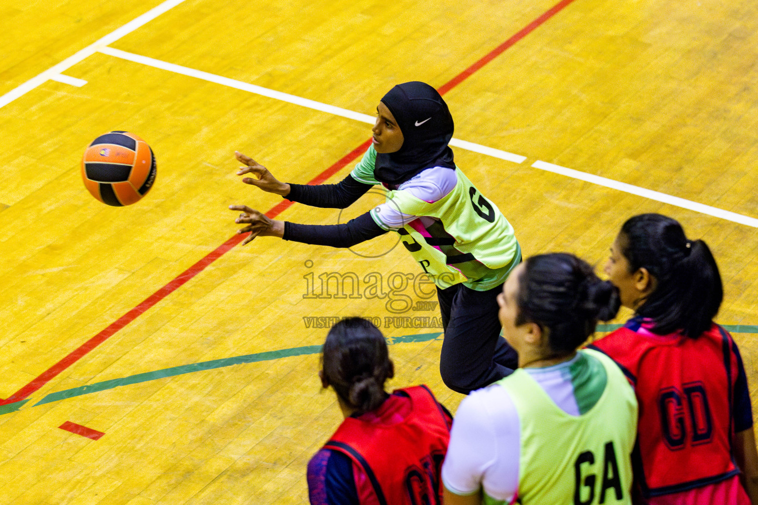 Club Green Street vs Club Matrix in Day 5 of 21st National Netball Tournament was held in Social Canter at Male', Maldives on Monday, 20th May 2024. Photos: Nausham Waheed / images.mv