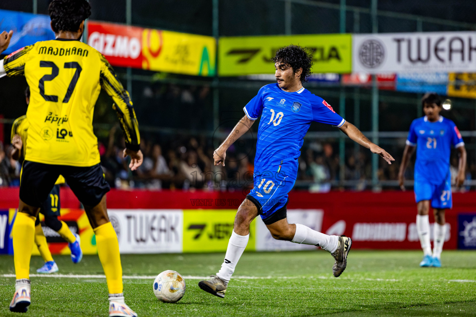 Lh Naifaru vs Lh Kurendhoo in Lhaviyani Atoll Finals Day 26 of Golden Futsal Challenge 2025 was held on Thursday , 30th January 2025, in Hulhumale', Maldives. Photos: Nausham Waheed / images.mv