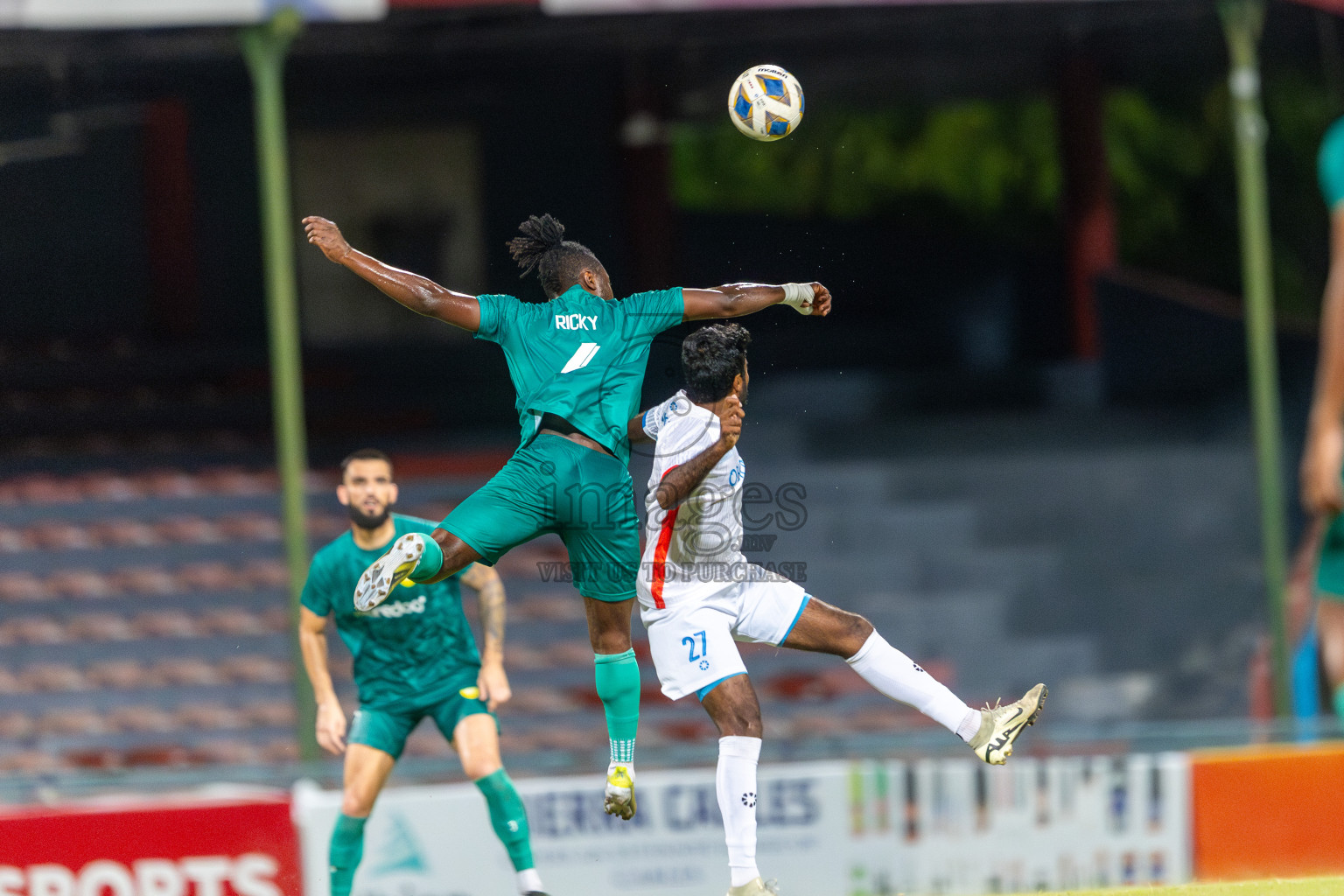 Odi Sports Club vs Maziya SR in the Final of FAM League Cup 2025 held at National Football Stadium, Male', Maldives on Wednesday, 28th May 2025.
Photos By: Ismail Thoriq / images.mv