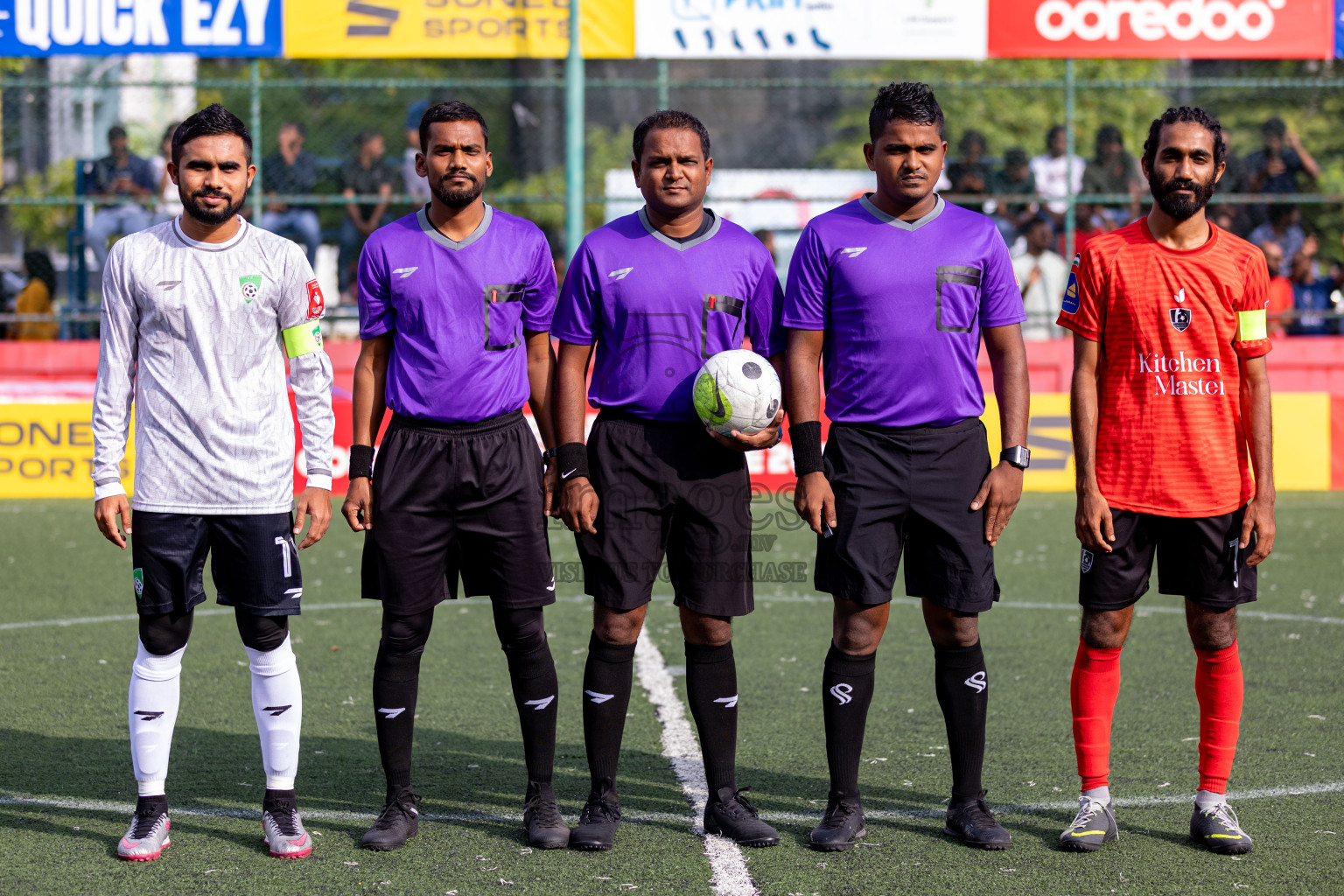 Sh. Kanditheemu  VS  Sh. Foakaidhoo in Day 12 of Golden Futsal Challenge 2024 was held on Friday, 26th January 2024, in Hulhumale', Maldives 
Photos: Hassan Simah / images.mv