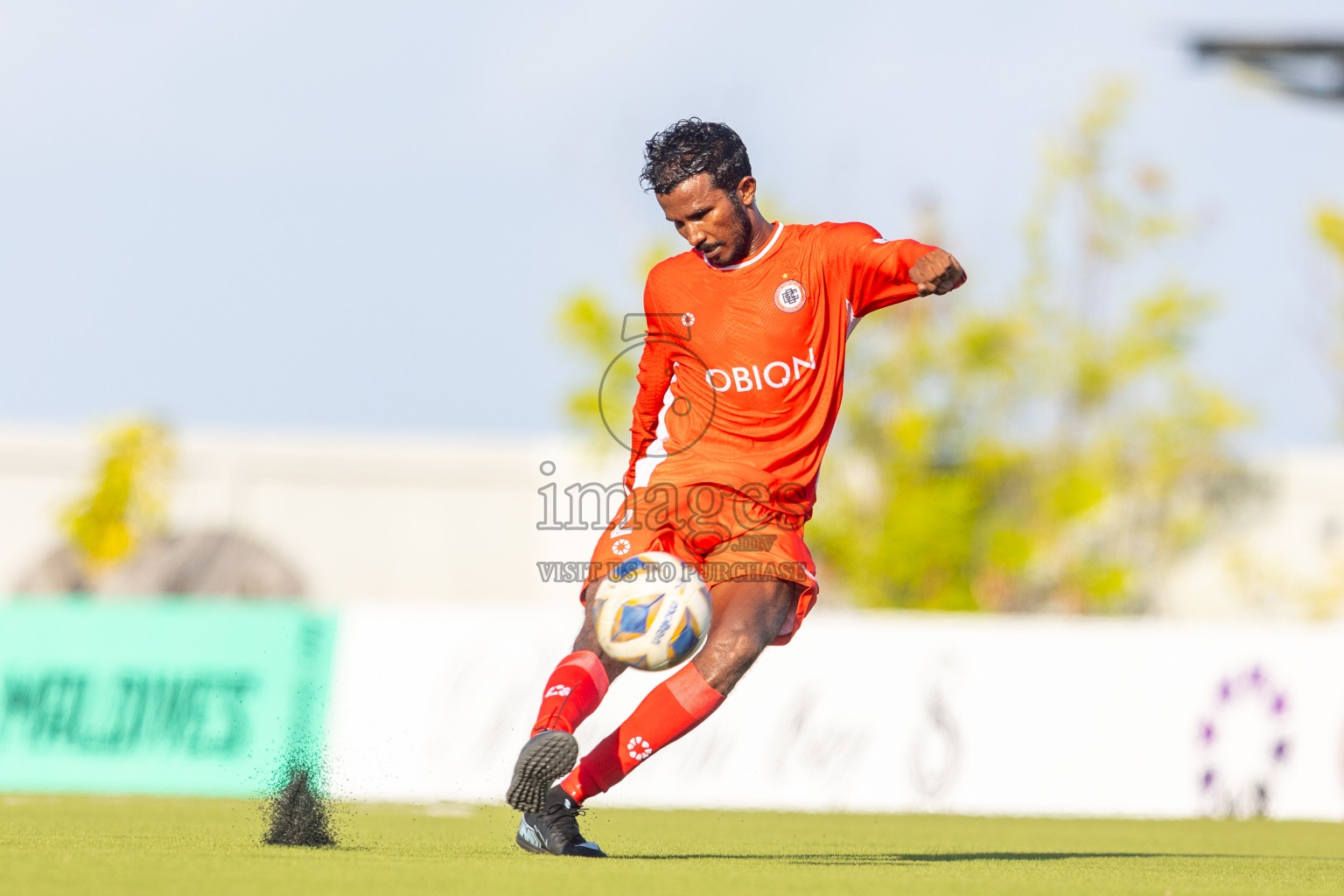 Huss Songun Football Team vs CC Sports Club in Day 2 of Eydhafushi Cup 2025 held in Eydhafushi Football Stadium at B. Eydhafushi, Maldives on Saturday, 6th September 2025. Photos: Mohamed Mahfouz Moosa / images.mv