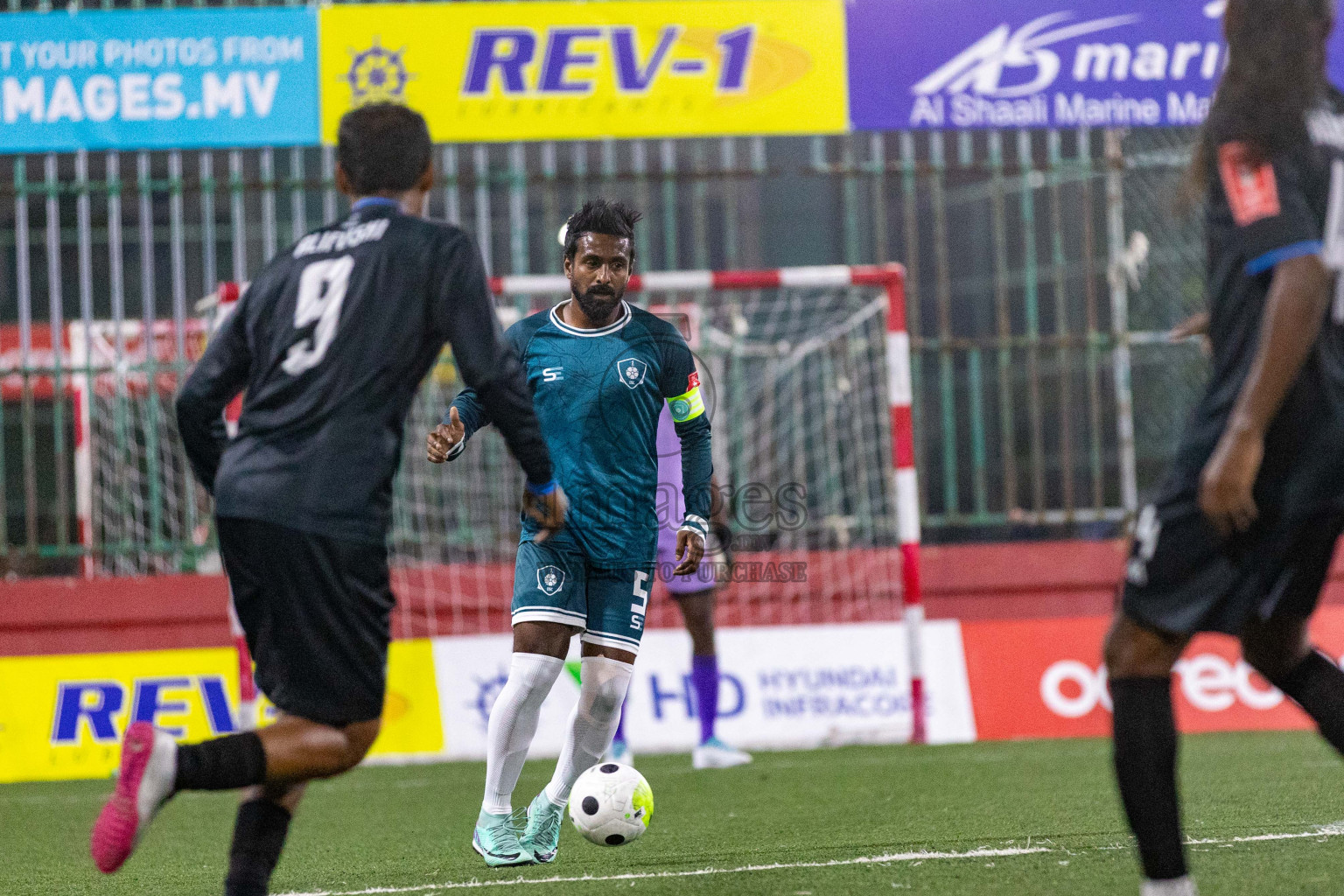 R Dhuvaafaru vs R Alifushi in Golden Futsal Challenge 2024 was held on Tuesday, 16th January 2024, in Hulhumale', Maldives
Photos: Ismail Thoriq / images.mv