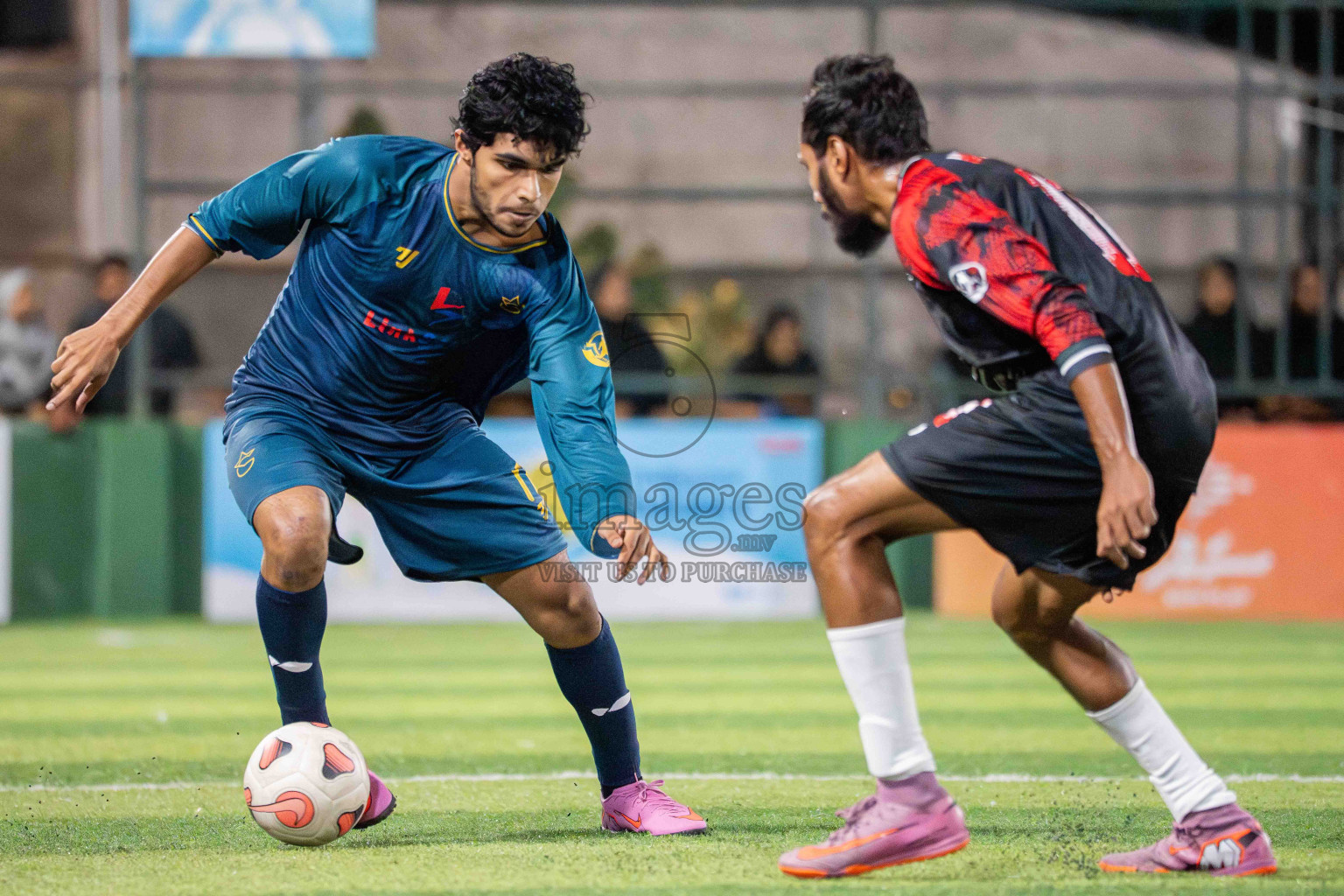 G Star SC VS BGSC in Day 1 - Fonadhoo Youth Futsal Challenge 2025 was held in Fonadhoo Futsal Stadium, L. Fonadhoo, Maldives on Sunday, 26th October 2025 Photos: Arif Rasheed / images.mv