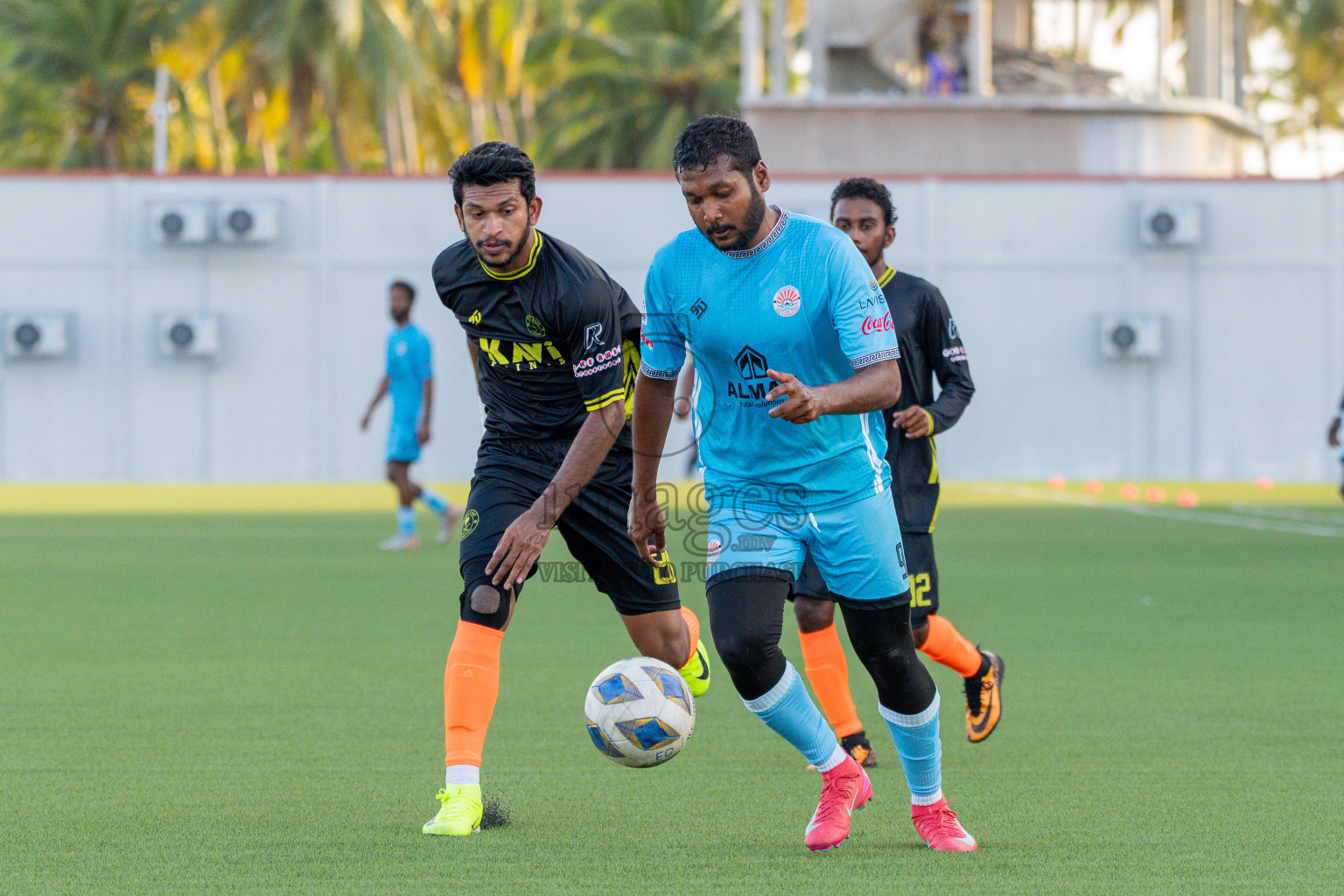 Irumathi FC VS Middle East in Day 5 of Eydhafushi Cup 2025 held in Eydhafushi Football Stadium at B. Eydhafushi, Maldives on Tuesday, 9th September 2025. Photos: Arif Rasheed / images.mv