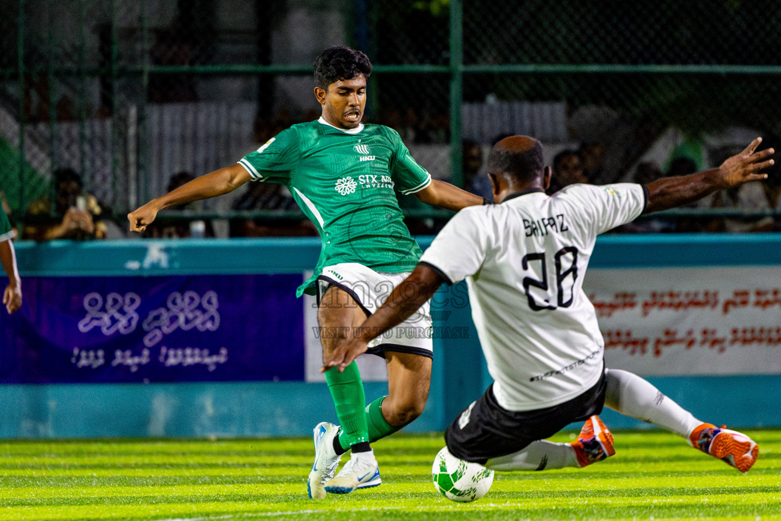 Dee Cee Jay SC vs Comienzo FC in Day 2 of Laamehi Dhiggaru Ekuveri Futsal Challenge 2025 was held on Friday, 25th July 2025, at Dhiggaru Futsal Ground, Dhiggaru, Maldives Photos: Nausham Waheed  / images.mv
