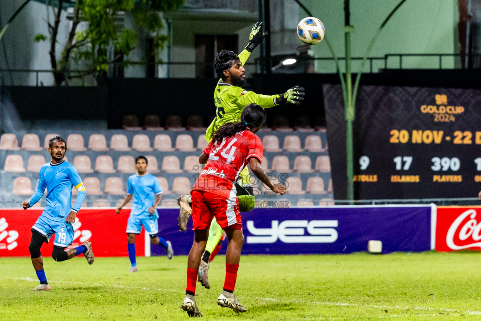 Addu City vs R Alifushi in Semi Finals of Gold Cup 2024 held at National Football Stadium on Saturday, 21st December 2024. Photos: Nausham Waheed / Images.mv