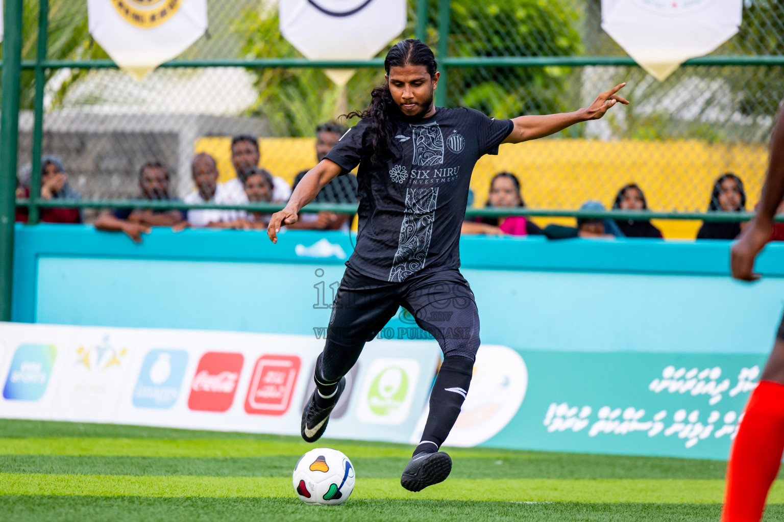 Raiymandhoo FC vs Dee Cee Jay SC in Day 1 of Laamehi Dhiggaru Ekuveri Futsal Challenge 2024 was held on Friday, 26th July 2024, at Dhiggaru Futsal Ground, Dhiggaru, Maldives Photos: Nausham Waheed / images.mv