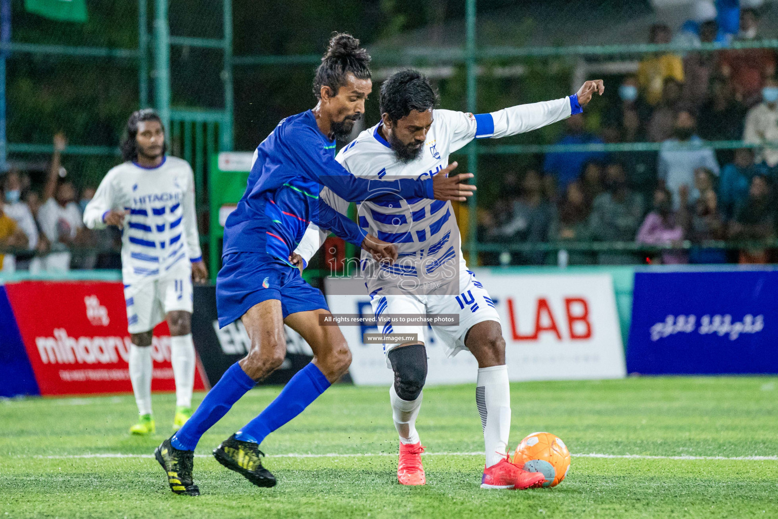 STO RC Vs Team Fenaka in the Quarter Finals of Club Maldives 2021 held in Hulhumale, Maldives on 13 December 2021. Photos: Shu Abdul Sattar / images.mv