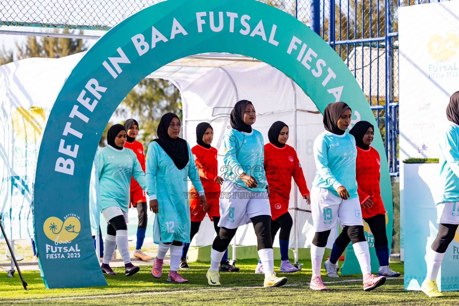 Dhonfanu vs Eydhafushi in Day 1 of Better in Baa Futsal Fiesta 2025 Woman's division held in B. Eydhafushi, Maldives on Wednesday, 5th November 2025. Photos: Nausham Waheed / images.mv