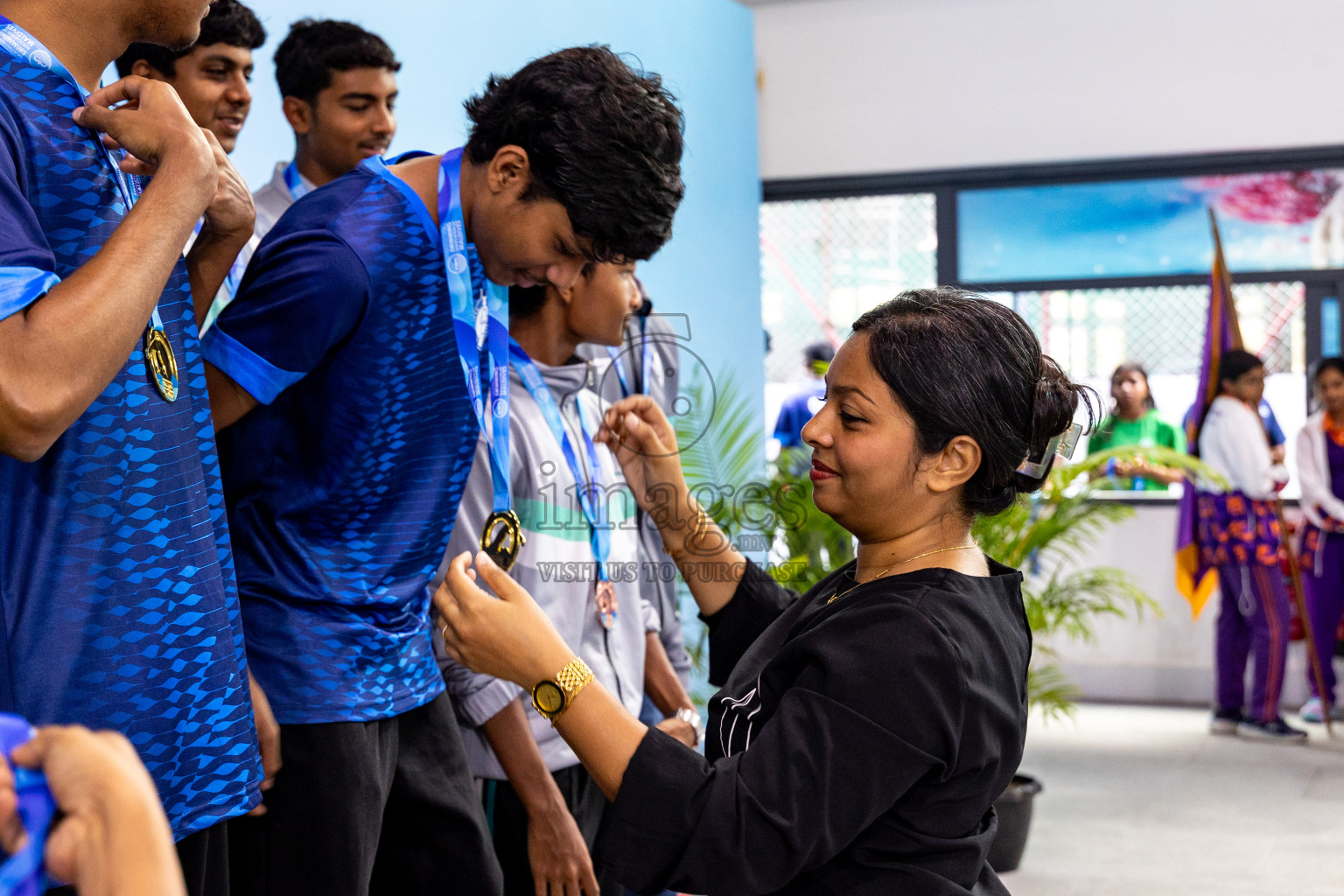 Closing Ceremony of BML 21st Interschool Swimming Competition 2025 .was held in Hulhumale' Swimming Pool, Hulhumale', Maldives on Saturday, 18th October 2025. 
Photos: Hassan Simah / images.mv