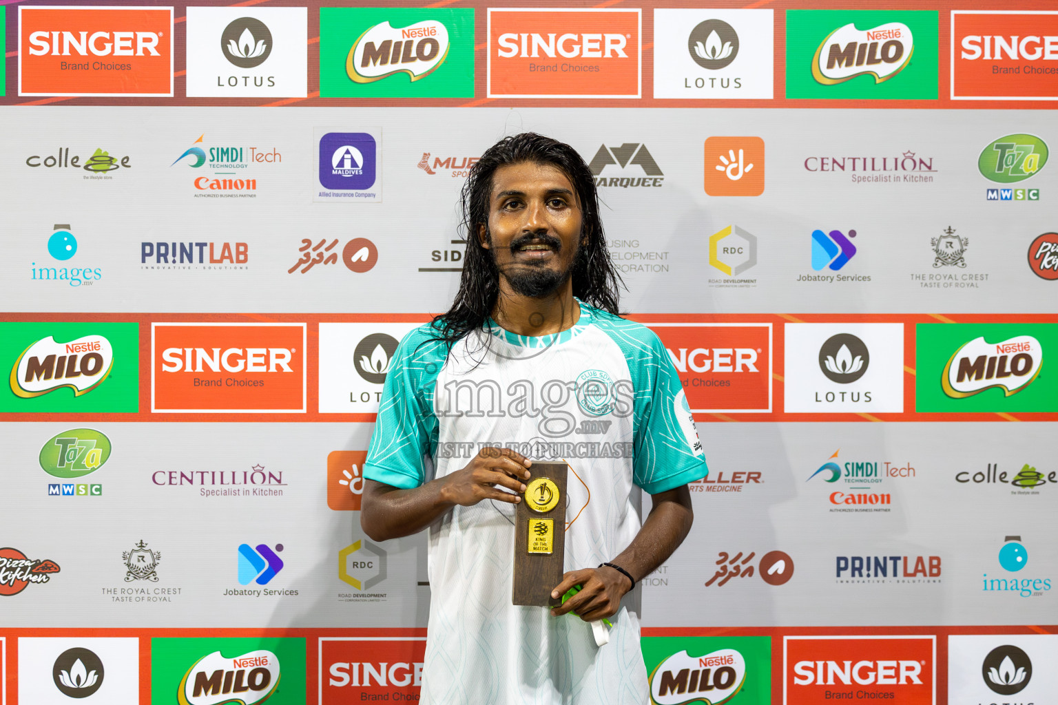 CLUB SDFC vs AGRI RC in Club Maldives Classic 2024 held in Rehendi Futsal Ground, Hulhumale', Maldives on Tuesday, 3rd September 2024. 
Photos: Mohamed Mahfooz Moosa / images.mv