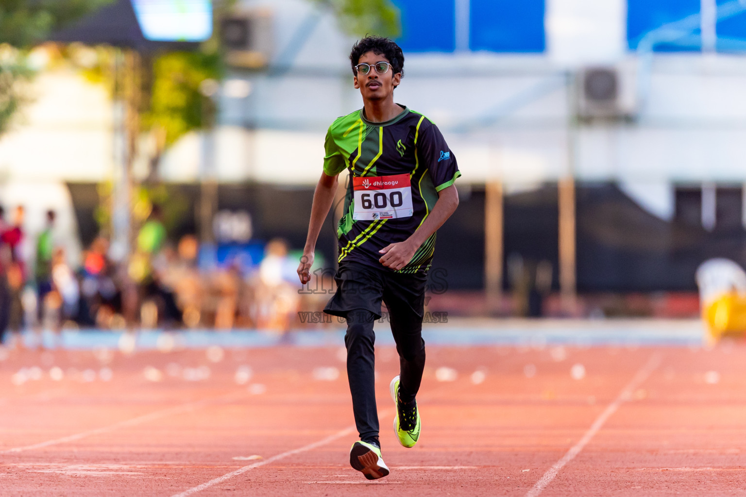 Day 1 of Inter-school Athletics Championship 2025 held in Ekuveni Synthetic Track, Male', Maldives on Monday, 06th October 2025. Photos by: Nausham Waheed / Images.mv