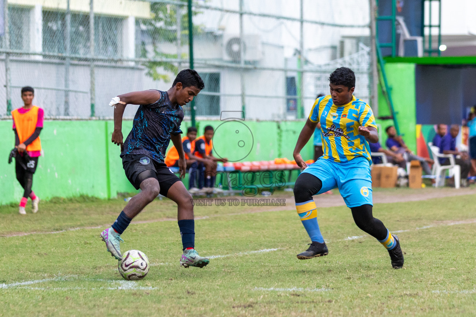 Club Valencia vs Super United Sports (U14) in Day 9 of Dhivehi Youth League 2024 held at Henveiru Stadium on Saturday, 14th December 2024. Photos: Mohamed Mahfooz Moosa / Images.mv