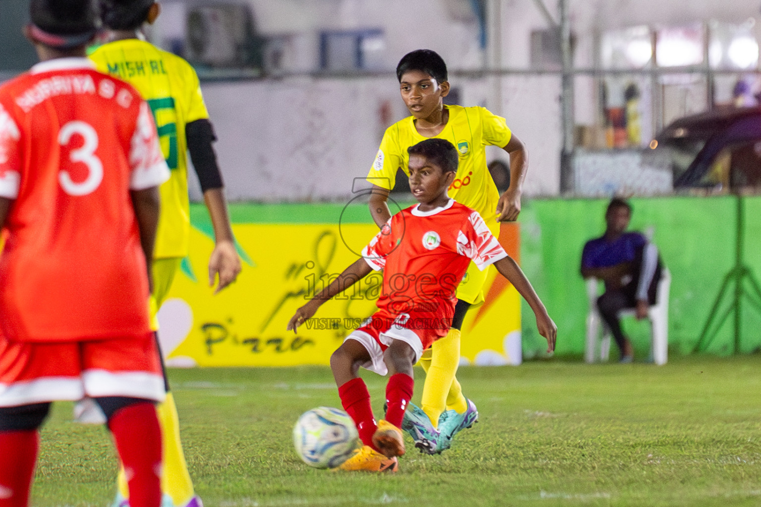 Maziya vs Hurriya (U12) in Day 4 of Dhivehi Youth League 2024 held at Henveiru Stadium on Thursday, 28th November 2024. Photos: Shuu Abdul Sattar/ Images.mv