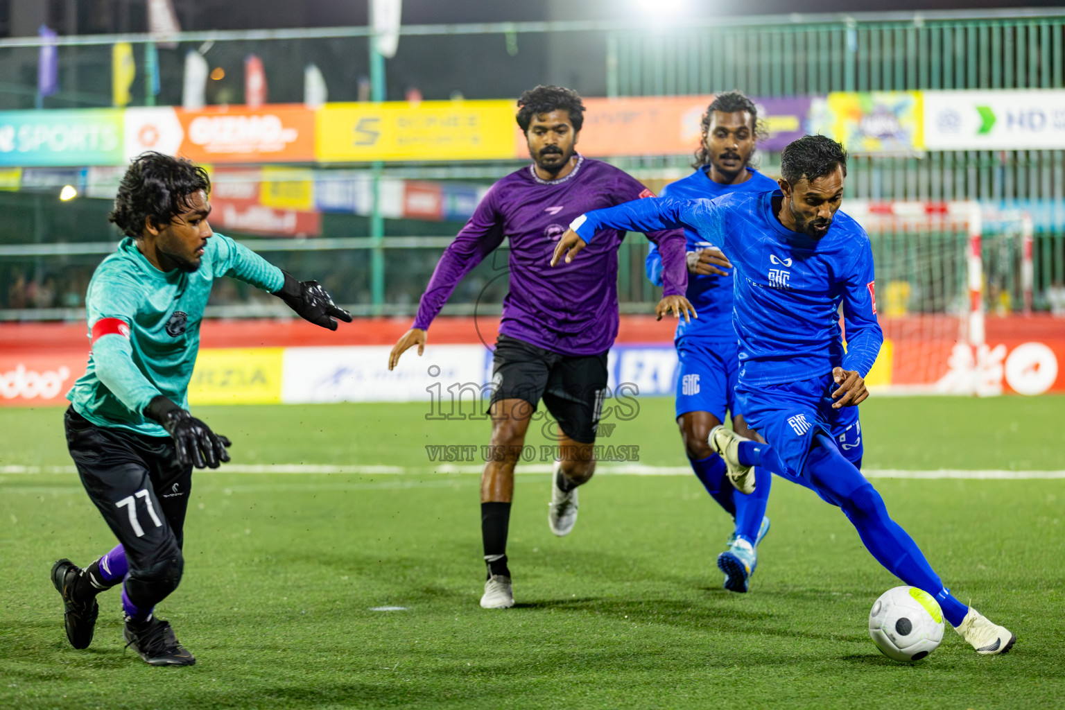 GA. Kanduhulhuhdoo VS S. Hithadhoo on Day 35 of Golden Futsal Challenge 2024 was held on Tuesday, 20th February 2024, in Hulhumale', Maldives 
Photos: Hassan Simah, / images.mv